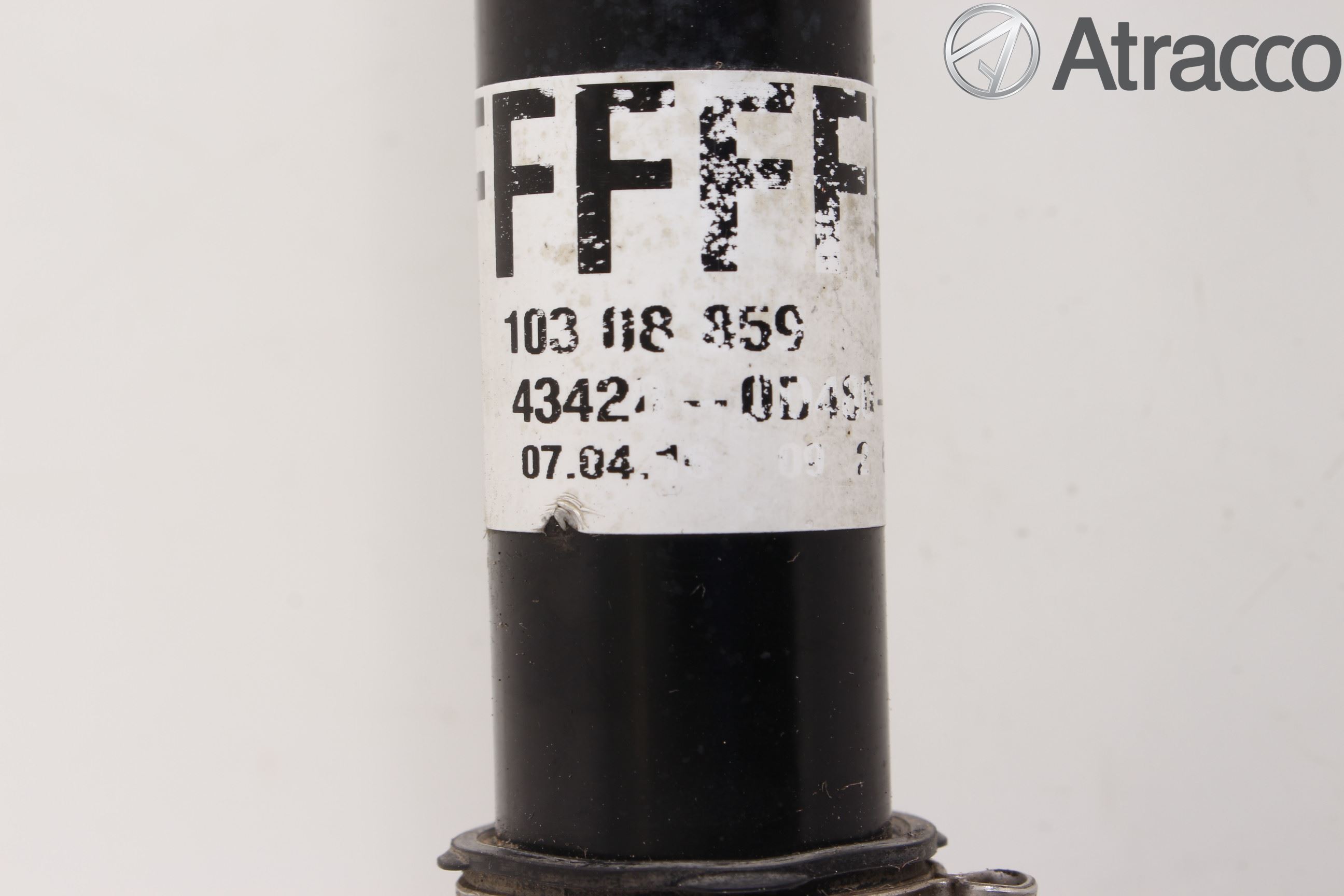 Toyota YARIS XP130 15-20 Drivaksel Foran Kompl Venstre