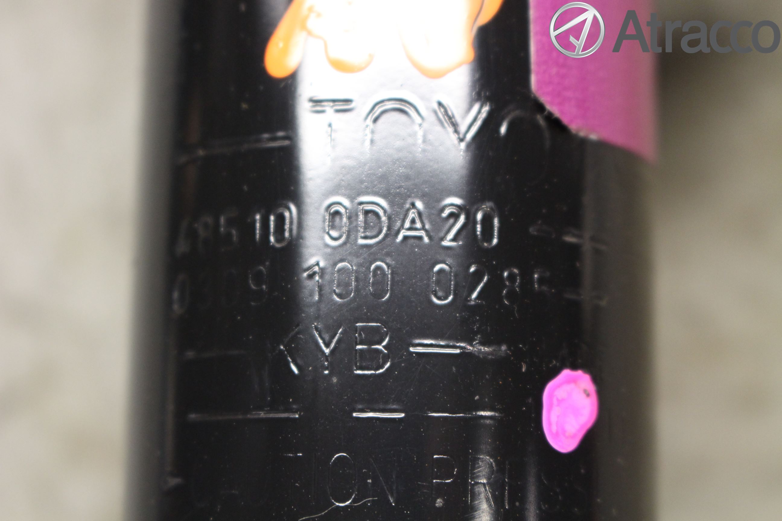 Toyota YARIS XP130 15-20 Fjærbein Foran Høyre