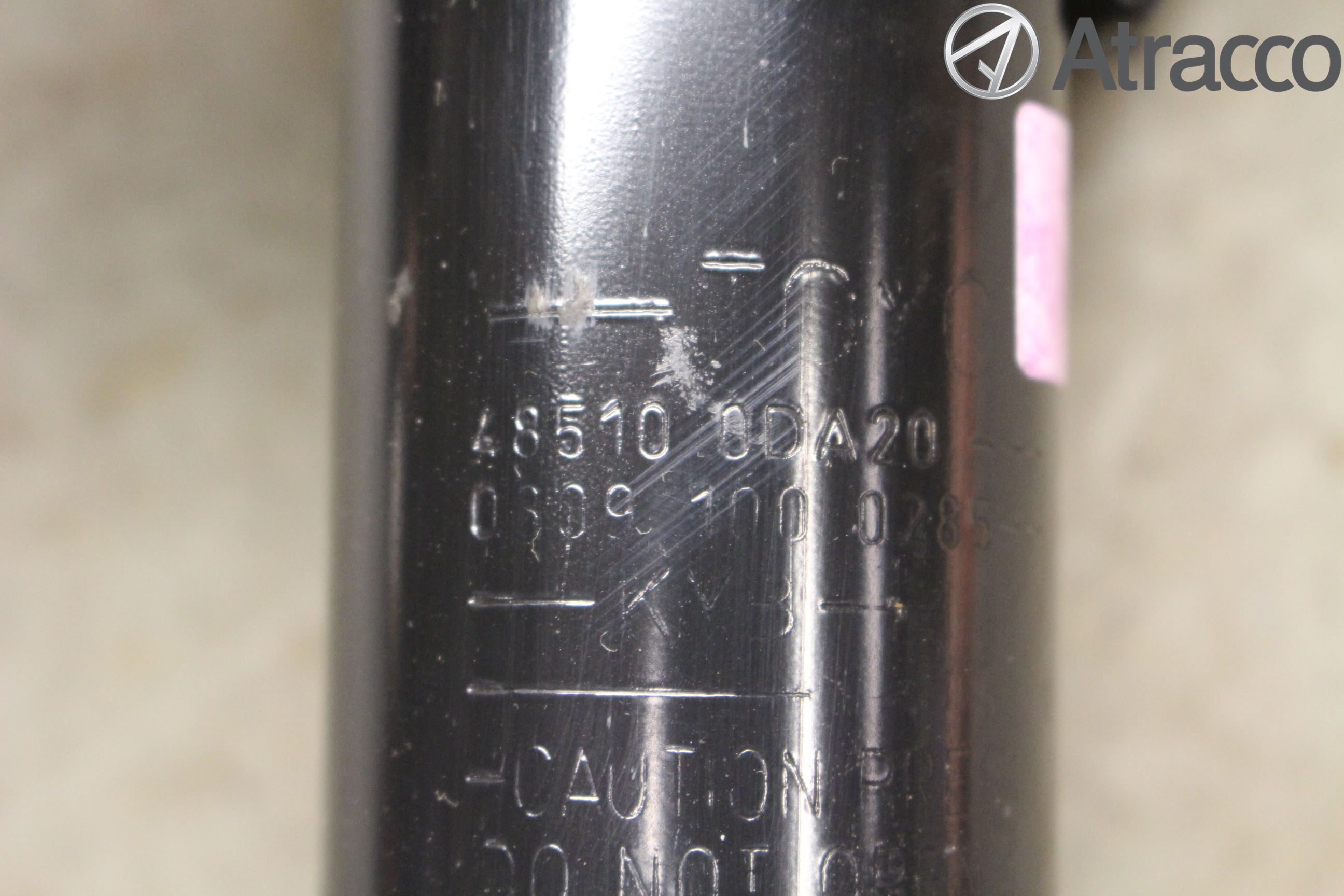 Toyota YARIS XP130 15-20 Fjærbein Foran Høyre