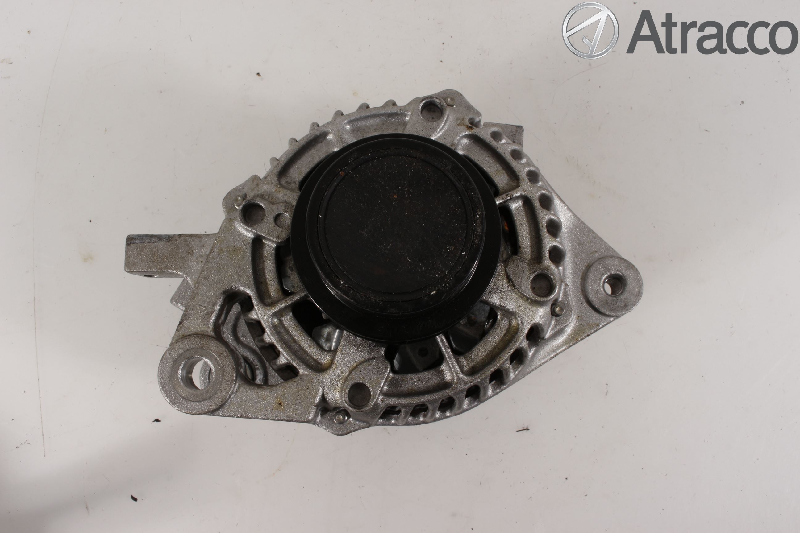 Toyota YARIS XP130 15-20 Dynamo
