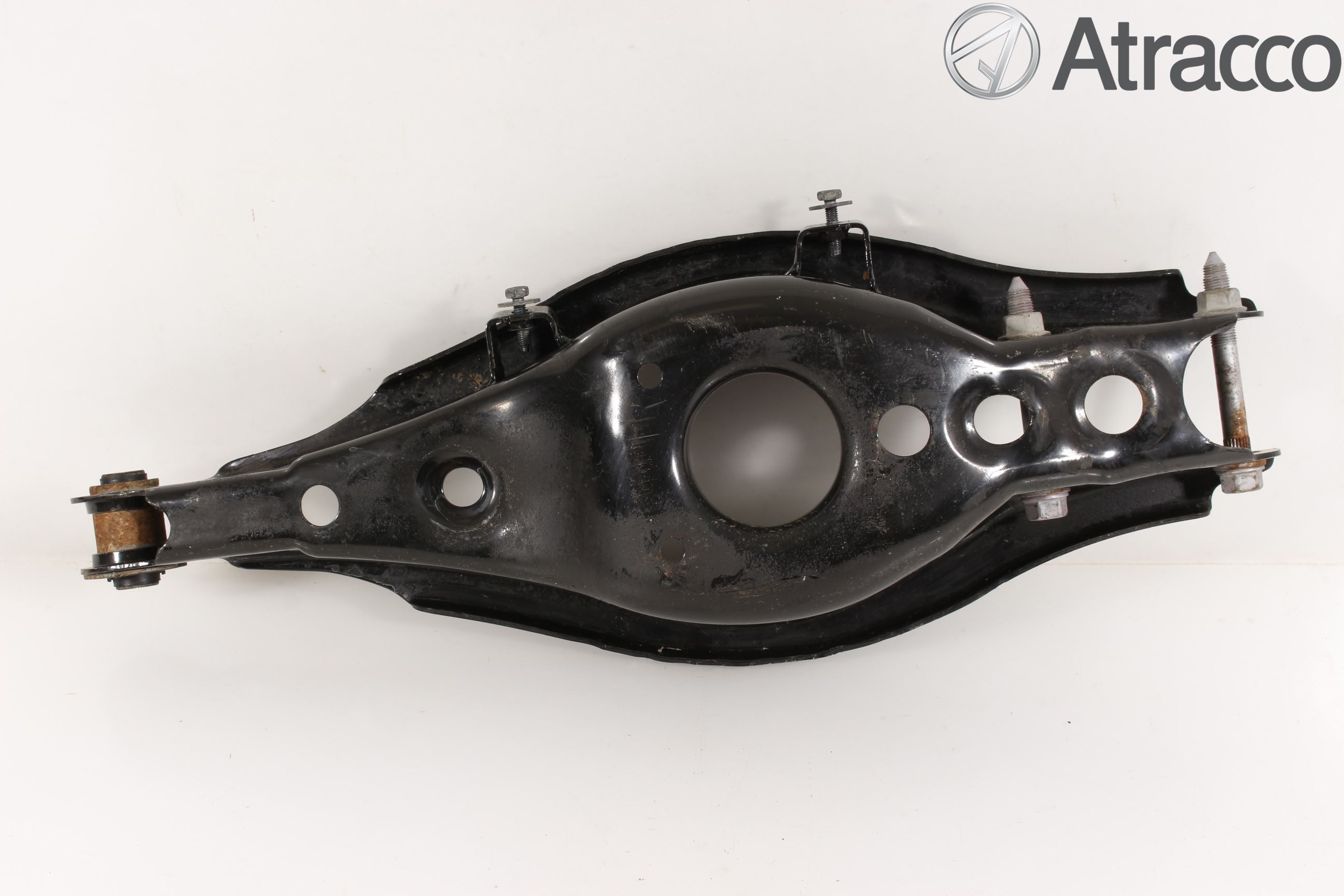 Toyota AURIS 13-19 Bærearm Bak Venstre