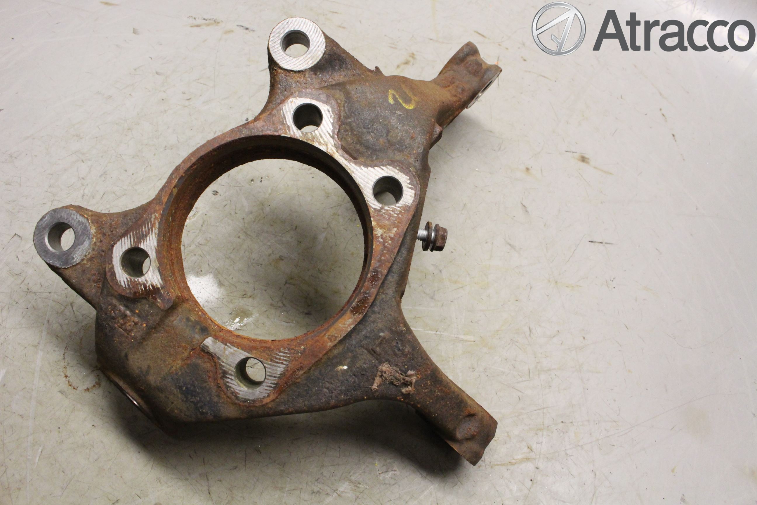 Toyota VERSO 09-18 Spindel Vf