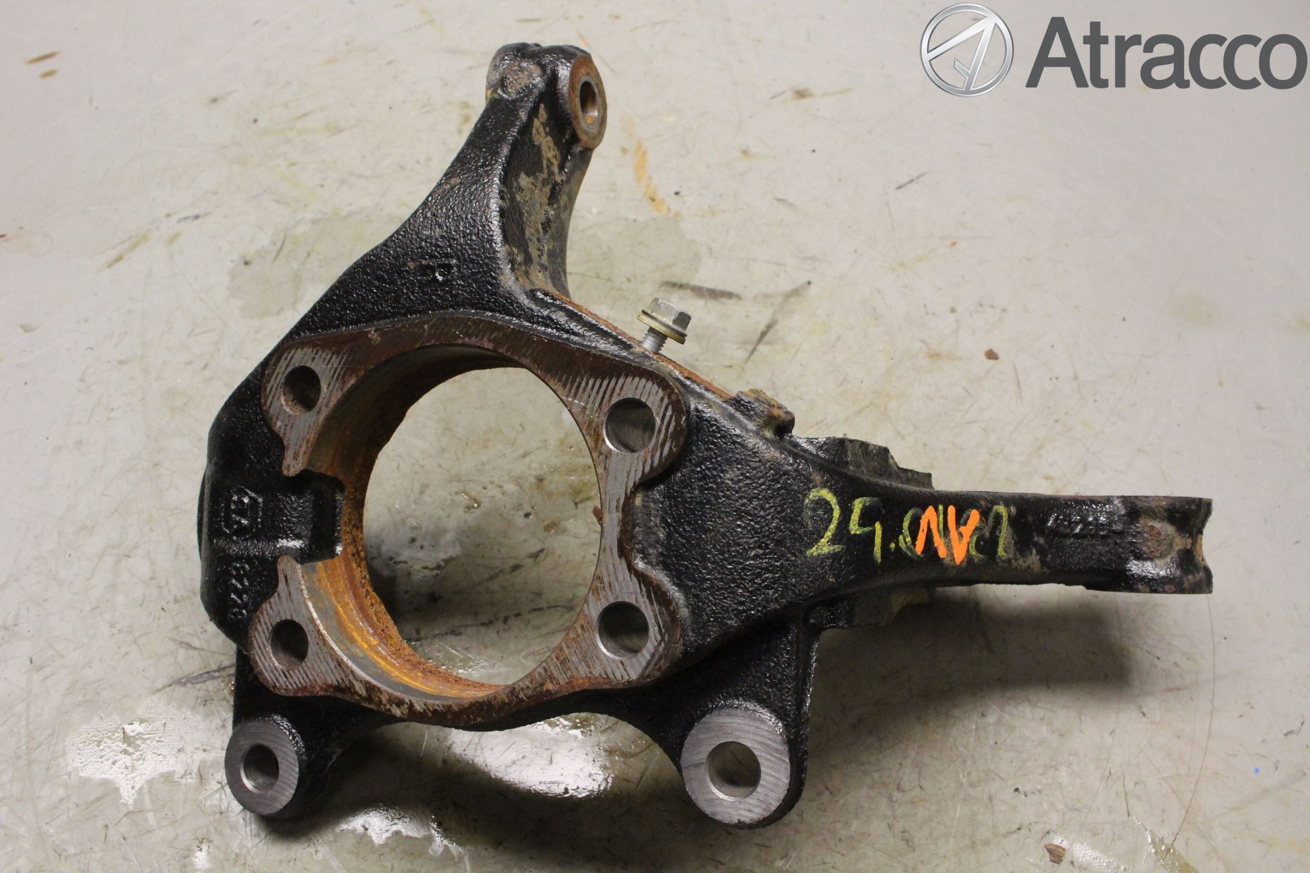 Toyota VERSO 09-18 Spindel Hf
