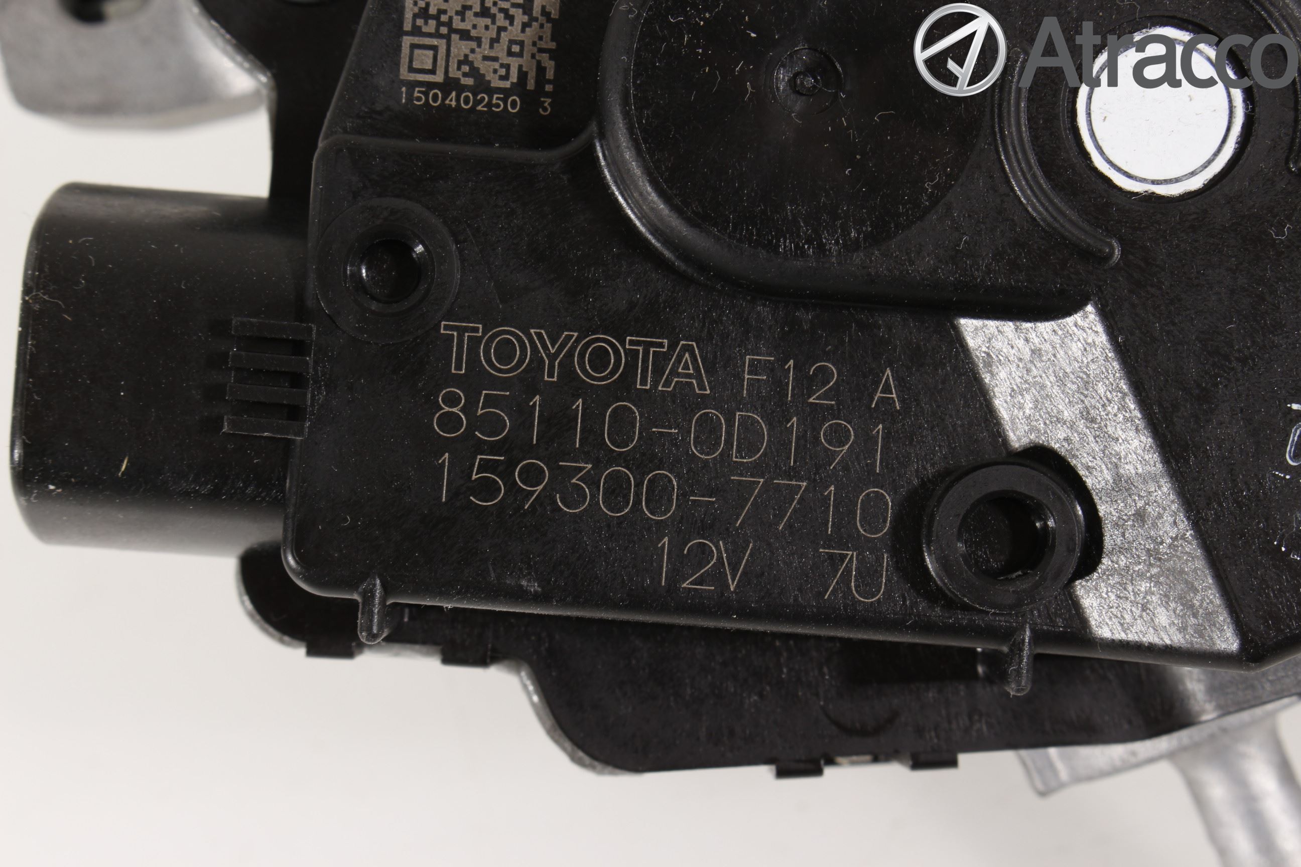 Toyota YARIS XP130 15-20 Viskermotor Frontrute