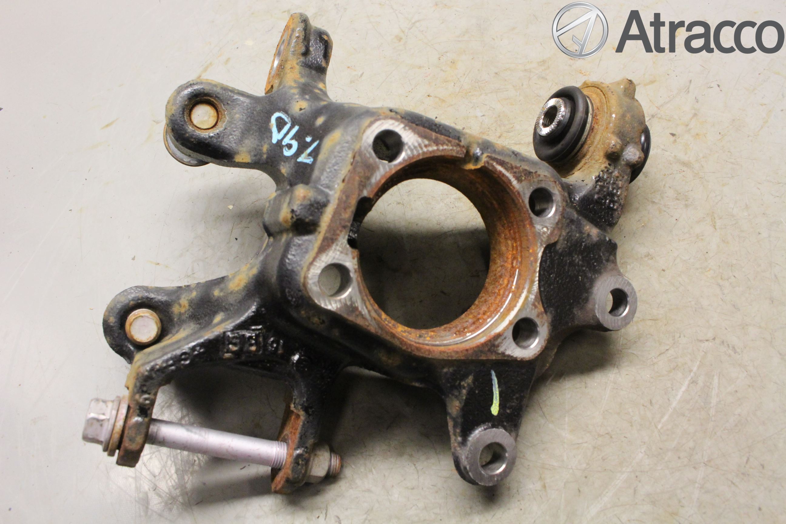 Toyota AVENSIS 16-18 Spindel Hb
