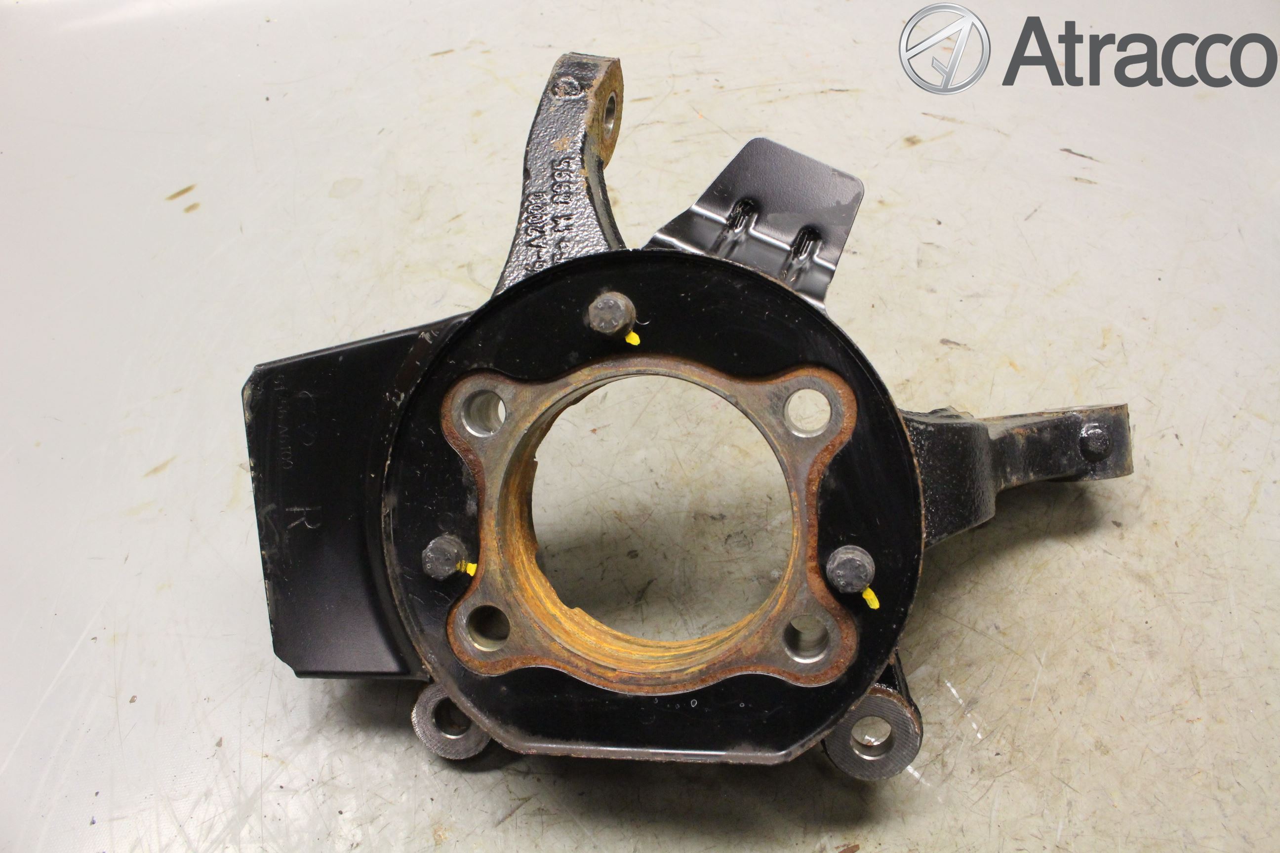 Hyundai i30 GD 13-17 Spindel Hf
