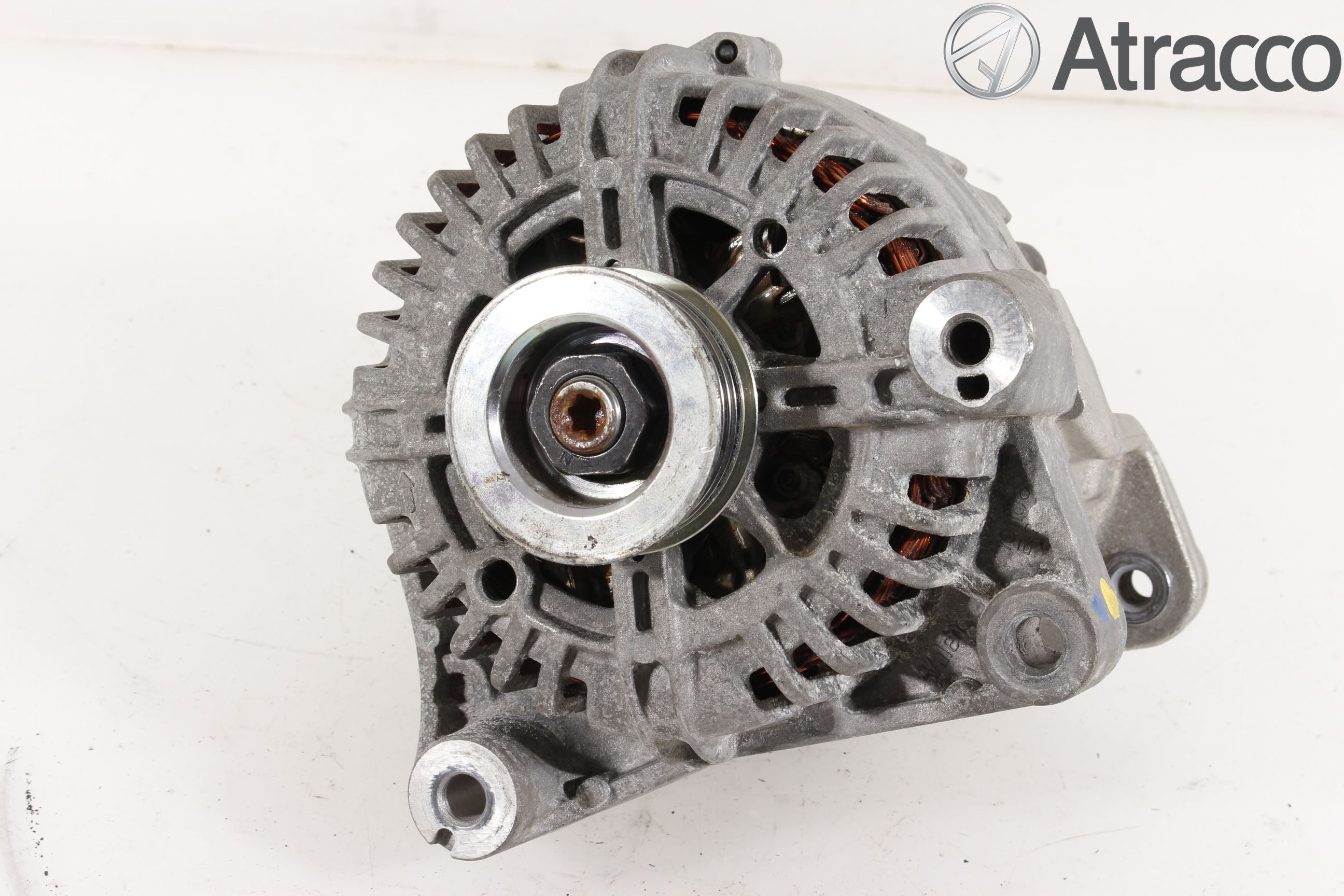 Toyota AVENSIS 16-18 Dynamo