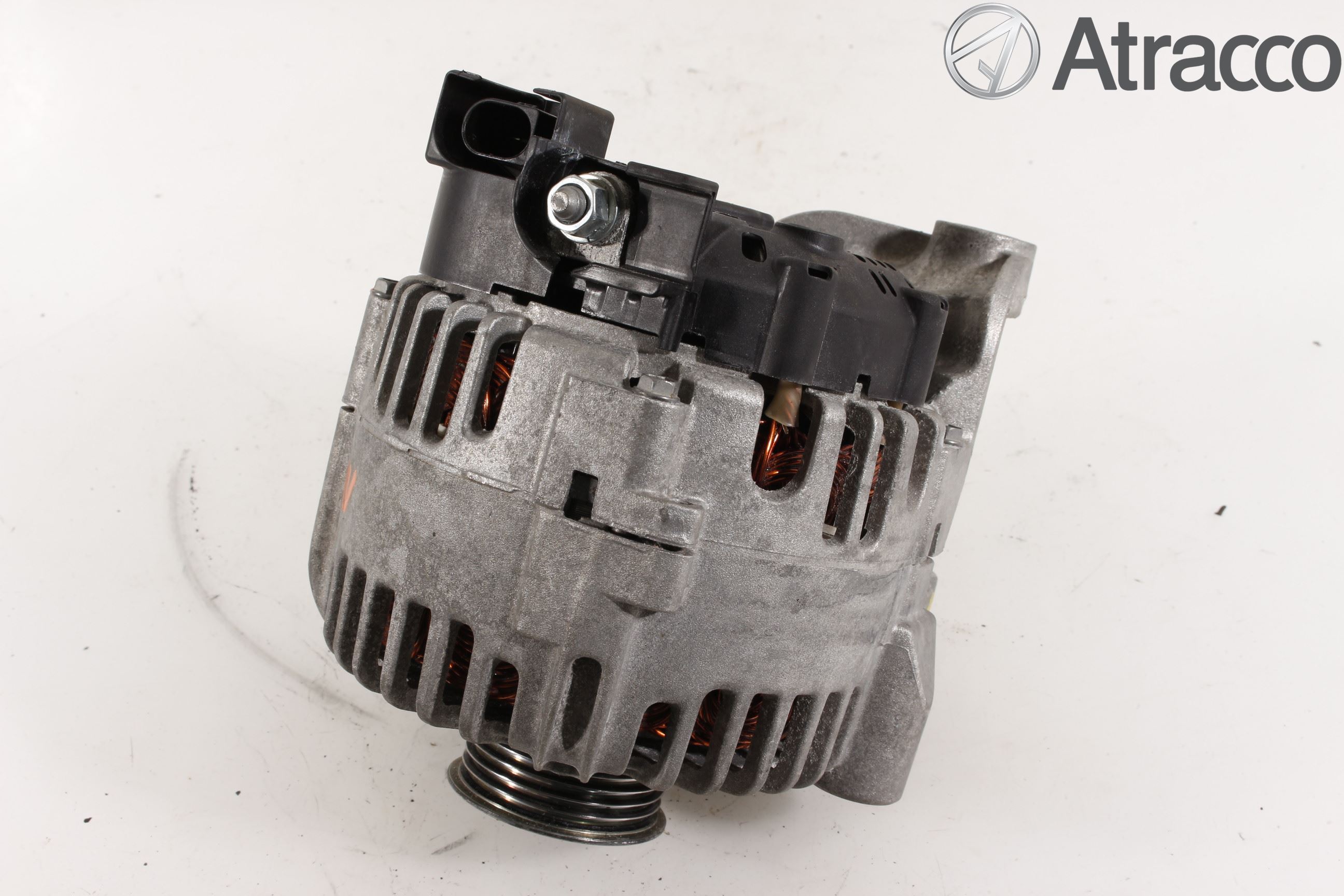Toyota AVENSIS 16-18 Dynamo