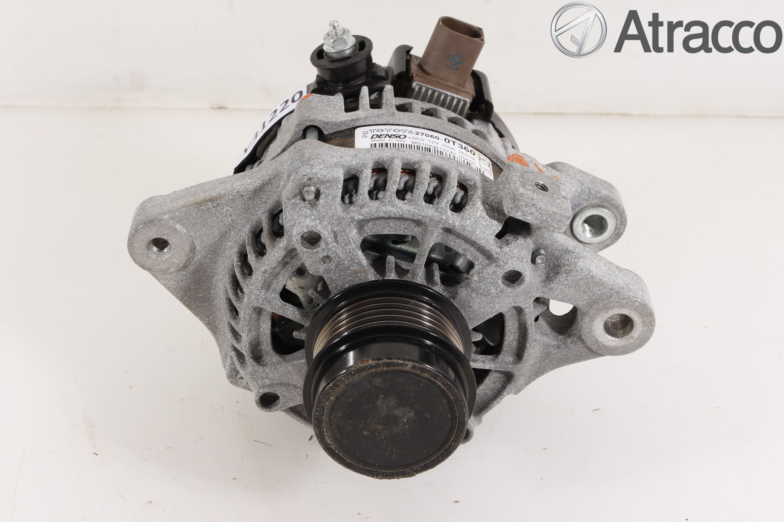 Toyota AVENSIS 16-18 Dynamo