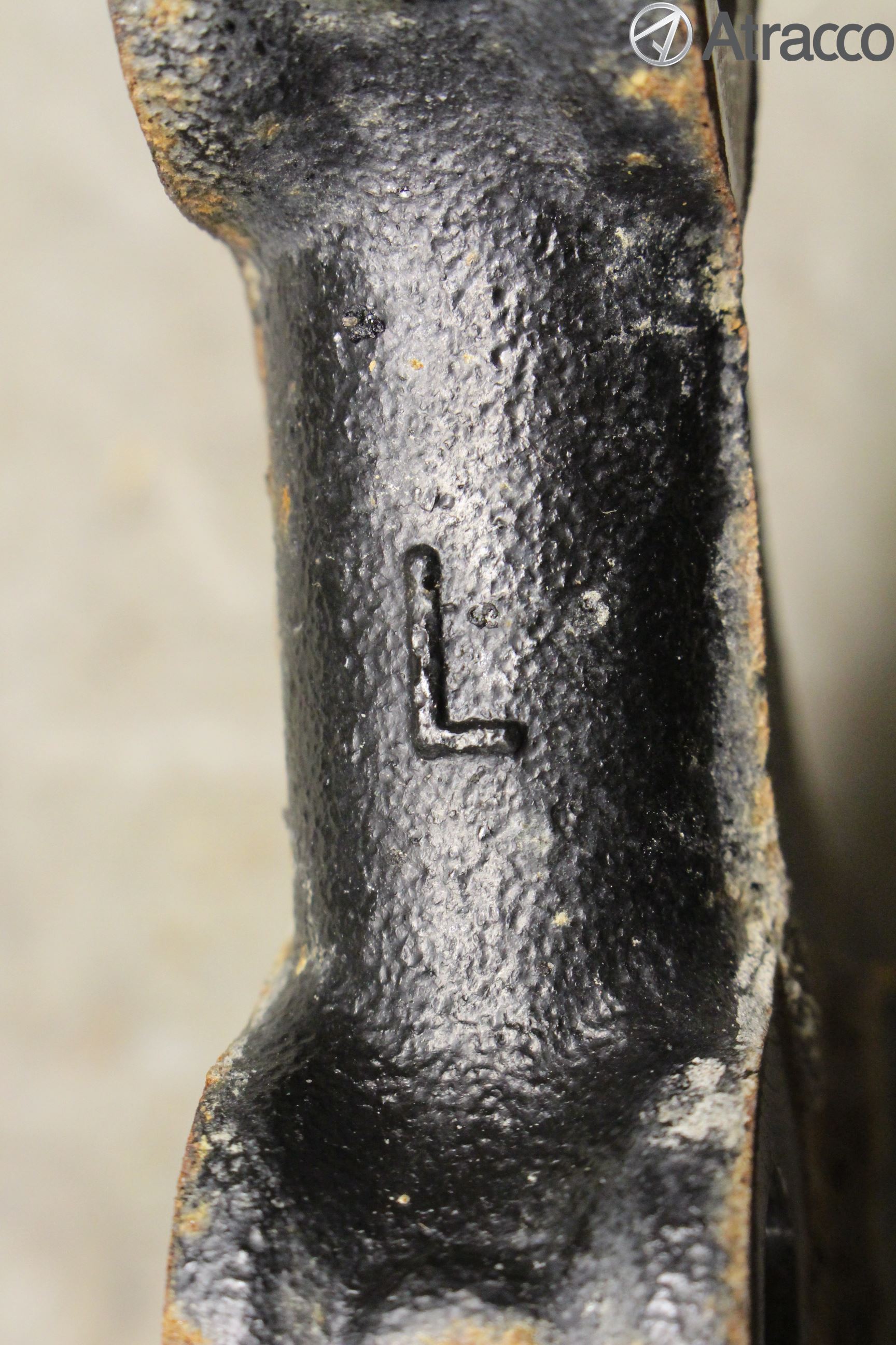 Toyota AURIS 13-19 Spindel Vf