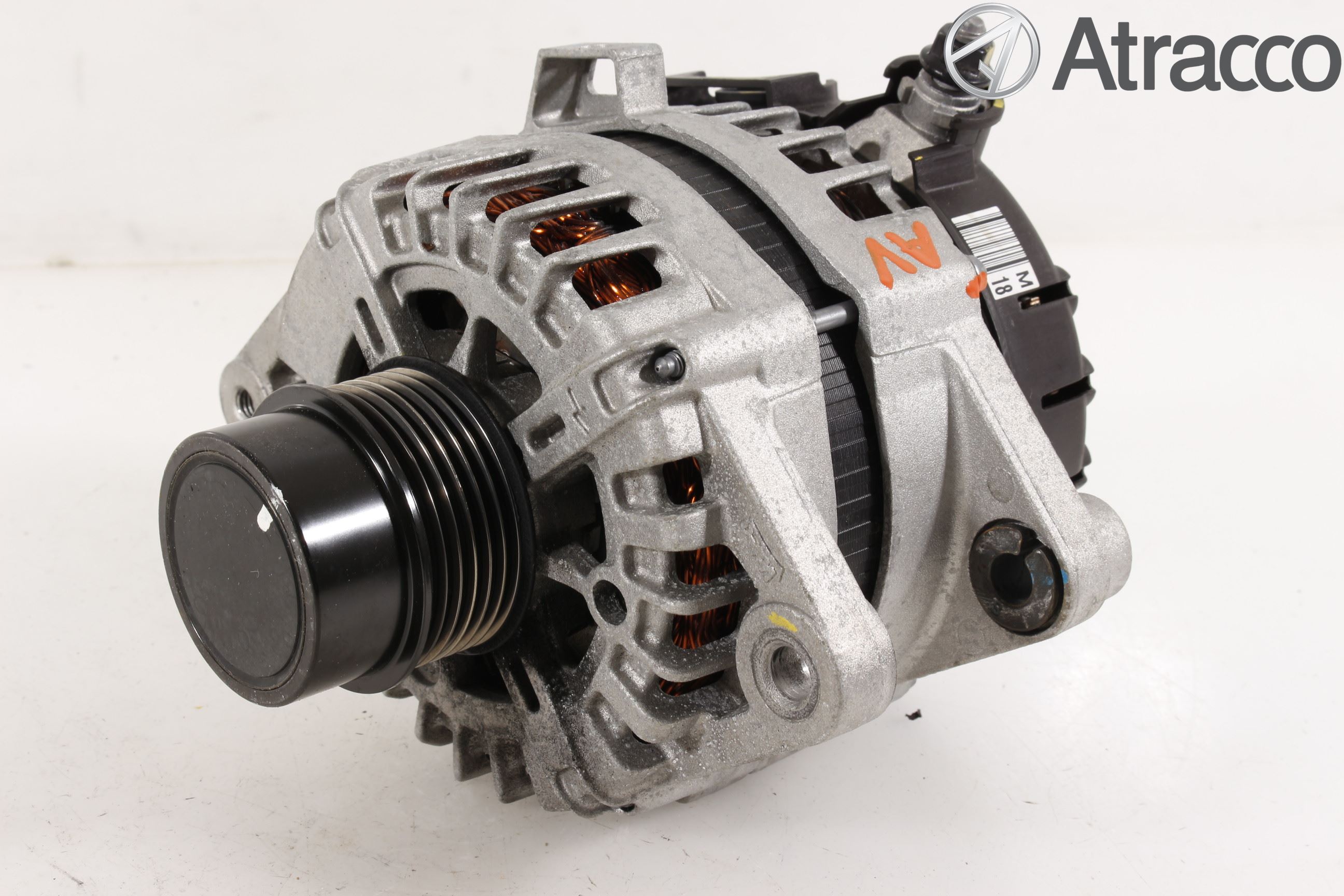 Hyundai i30 GD 13-17 Dynamo