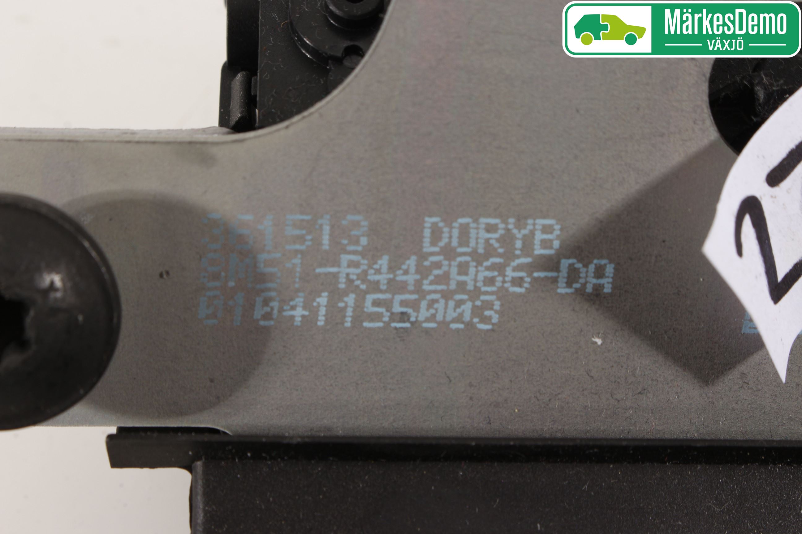Ford FOCUS 11-14 Bakluke-Lokk Låsekasse