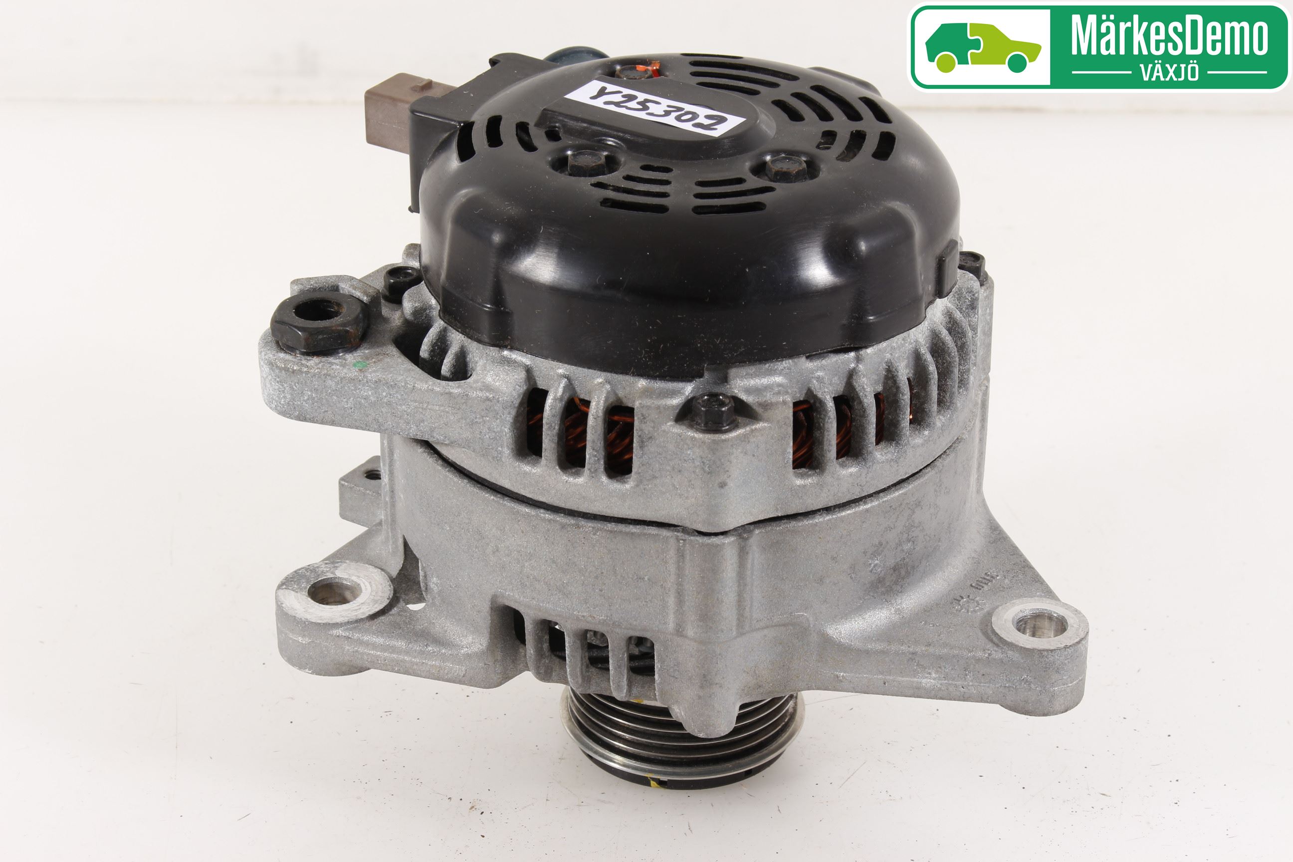 Hyundai i30 GD 13-17 Dynamo