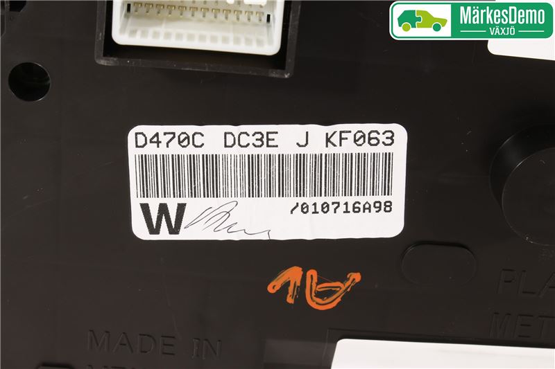 Mazda 2 (DJ) 15-22 Instr Kombinert