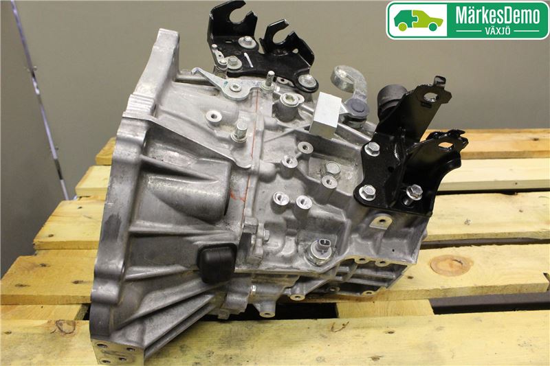 Toyota AURIS 13-19 Gearkasse 6 Trinn