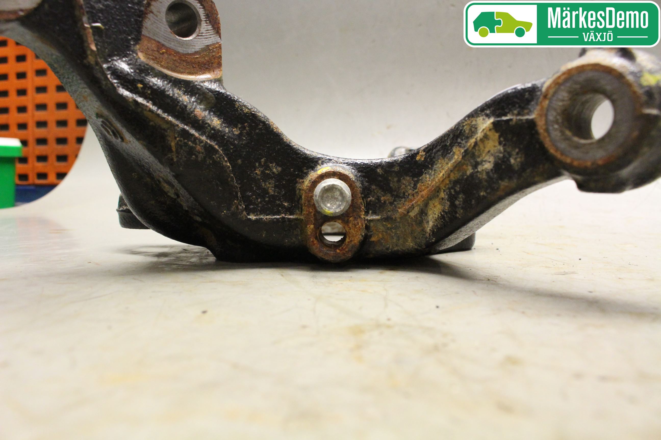 Mazda 2 (DJ) 15-22 Spindel Vf