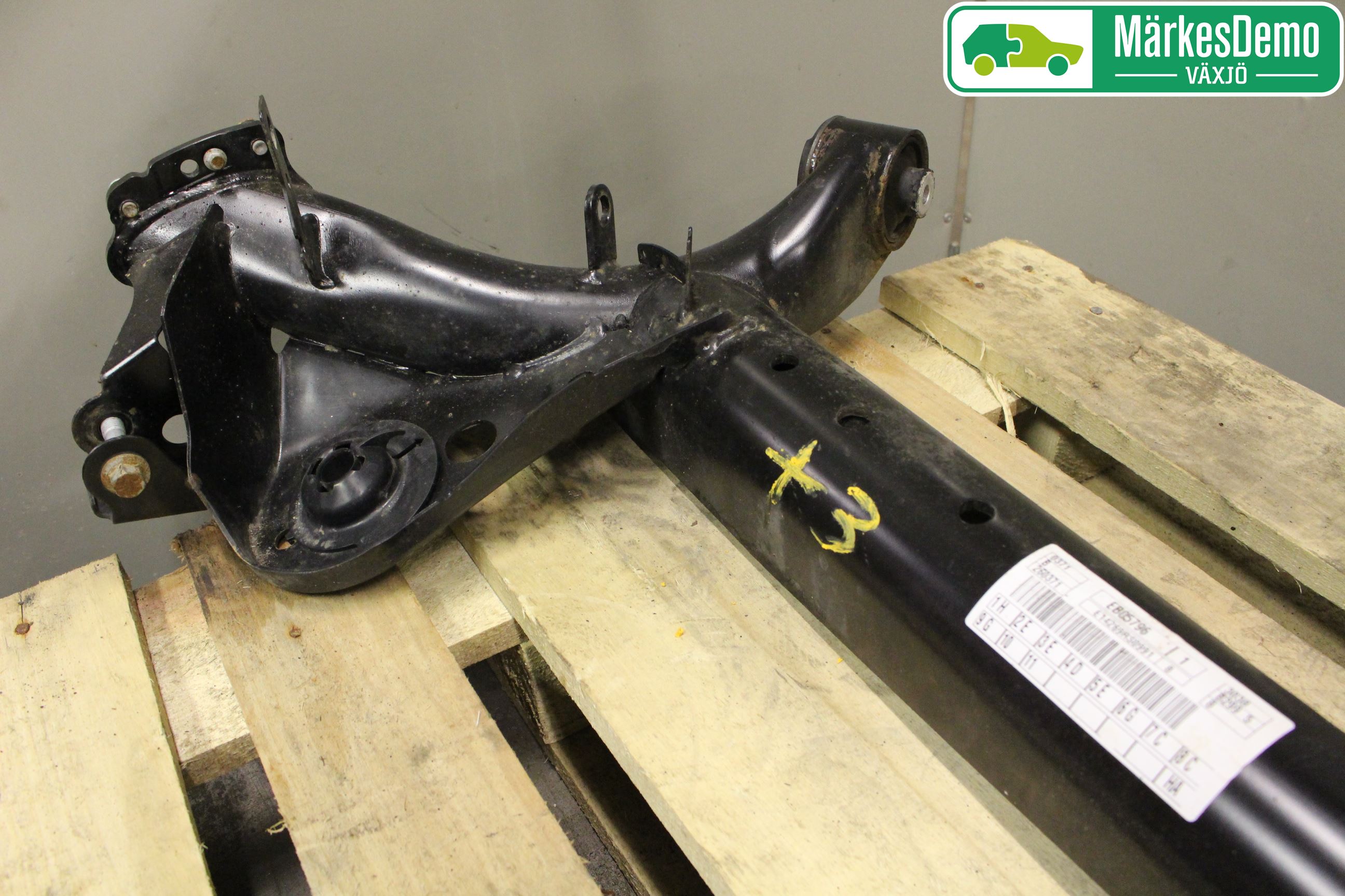 Ford FIESTA 13-17 Bakaksel Feste Travers-Ramme