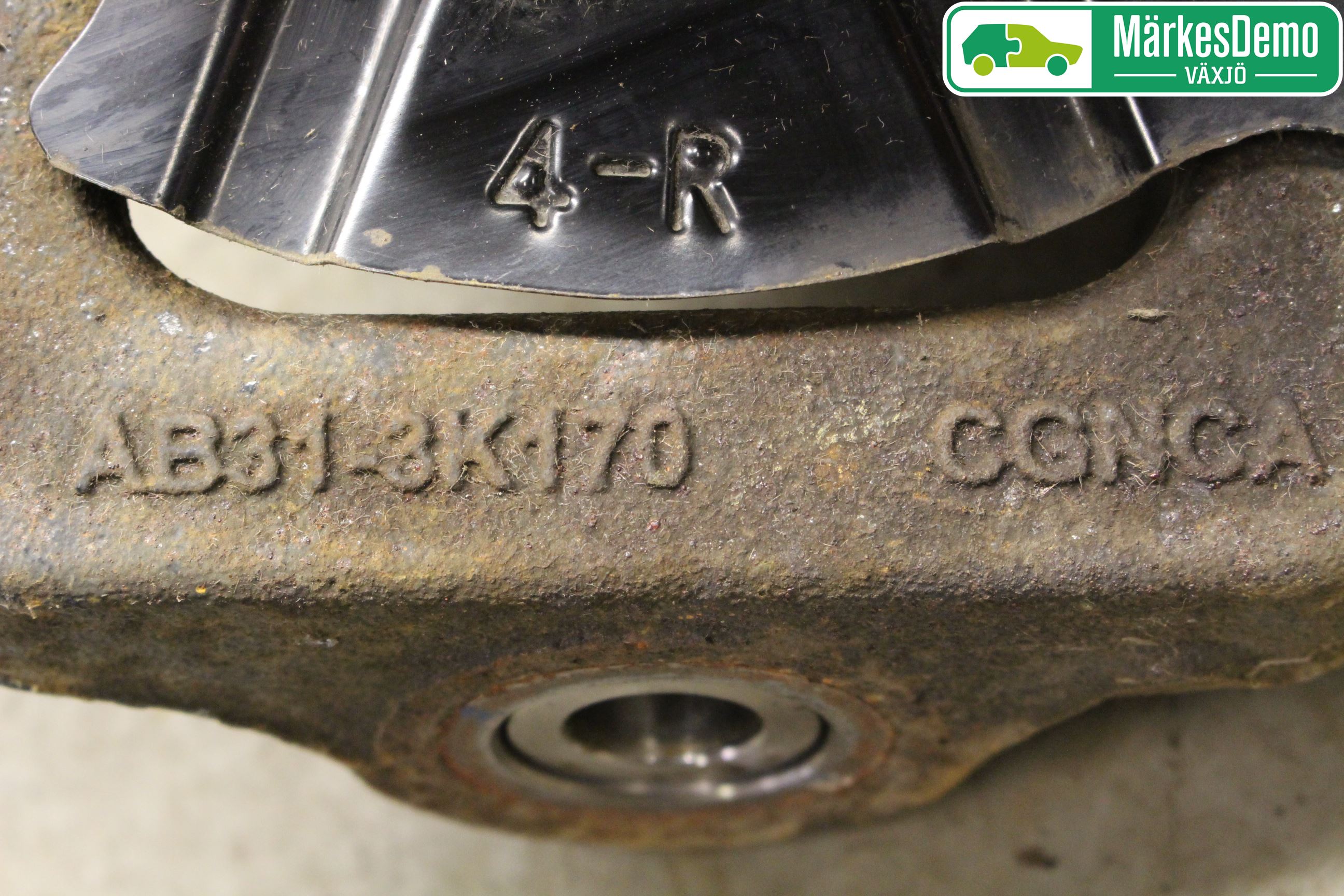Ford RANGER EU 12-23 Spindel Hf