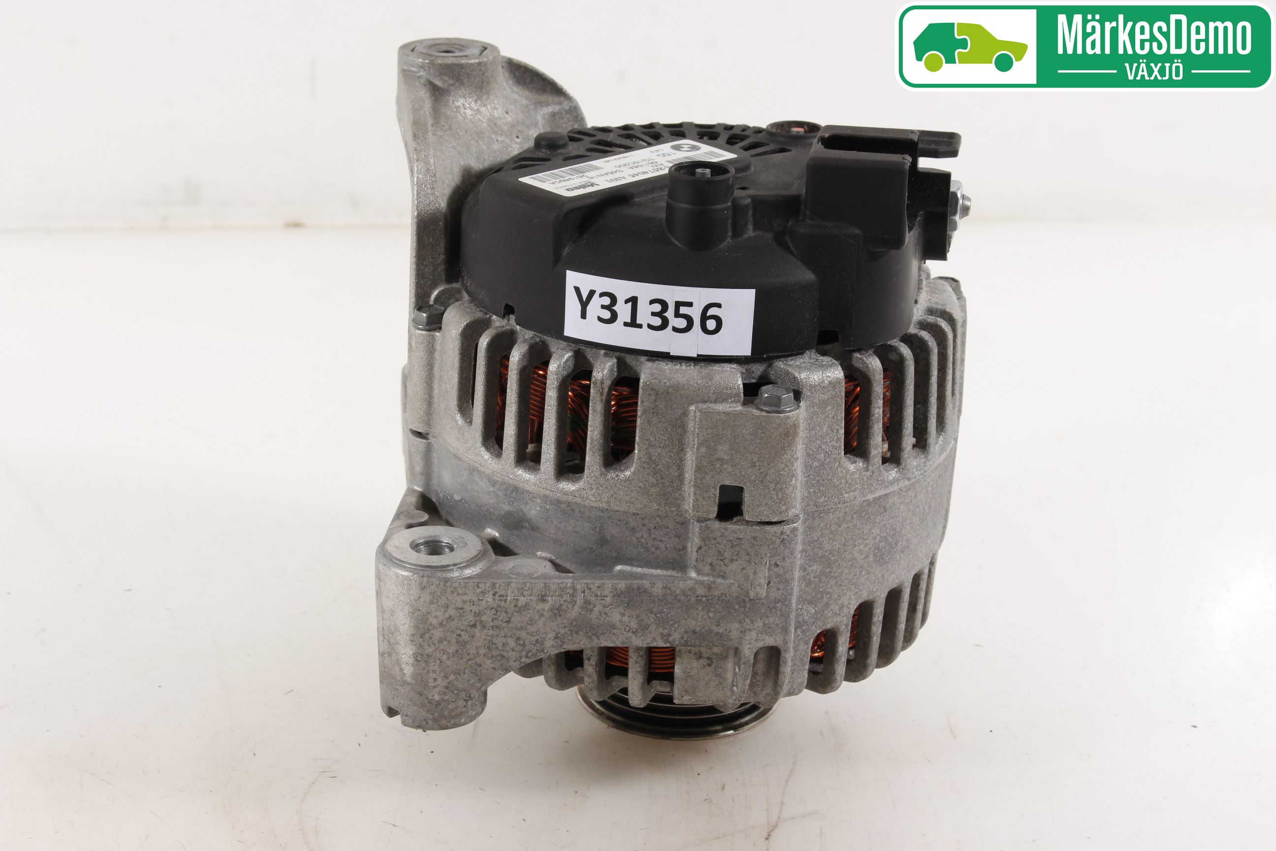 Toyota AURIS 13-19 Dynamo