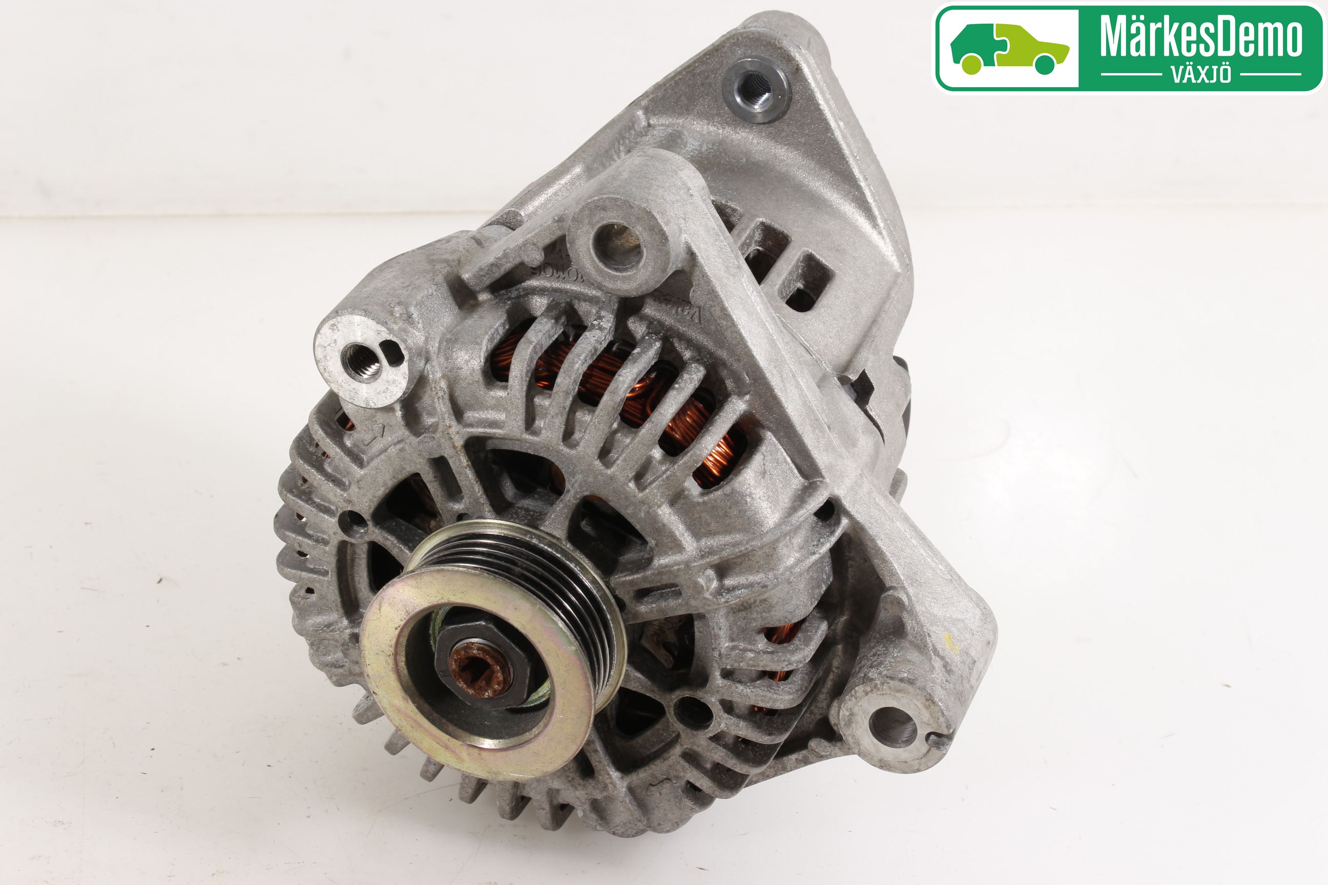 Toyota AURIS 13-19 Dynamo