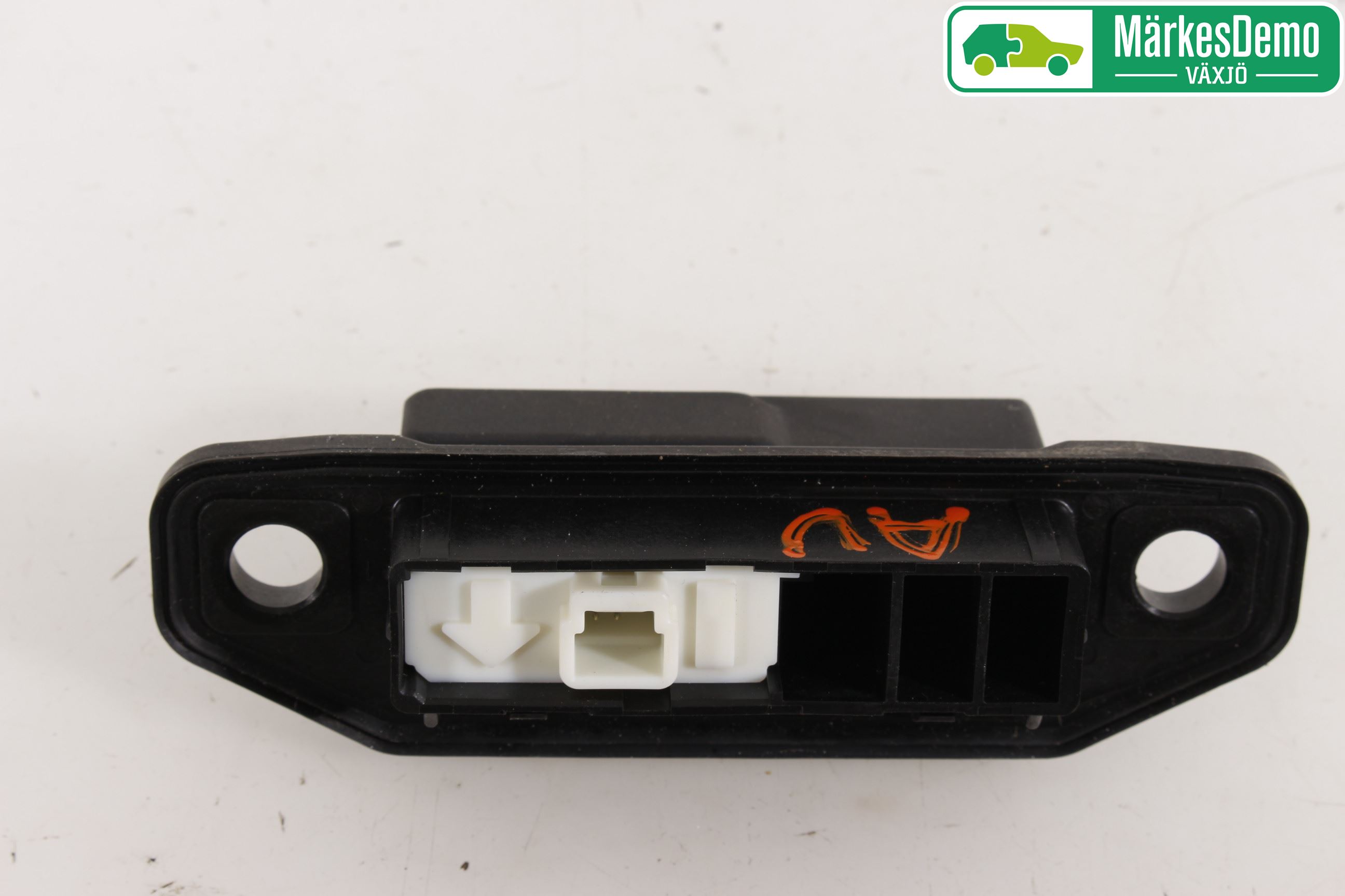 Toyota YARIS XP130 15-20 Bakluke Handtak Ytre