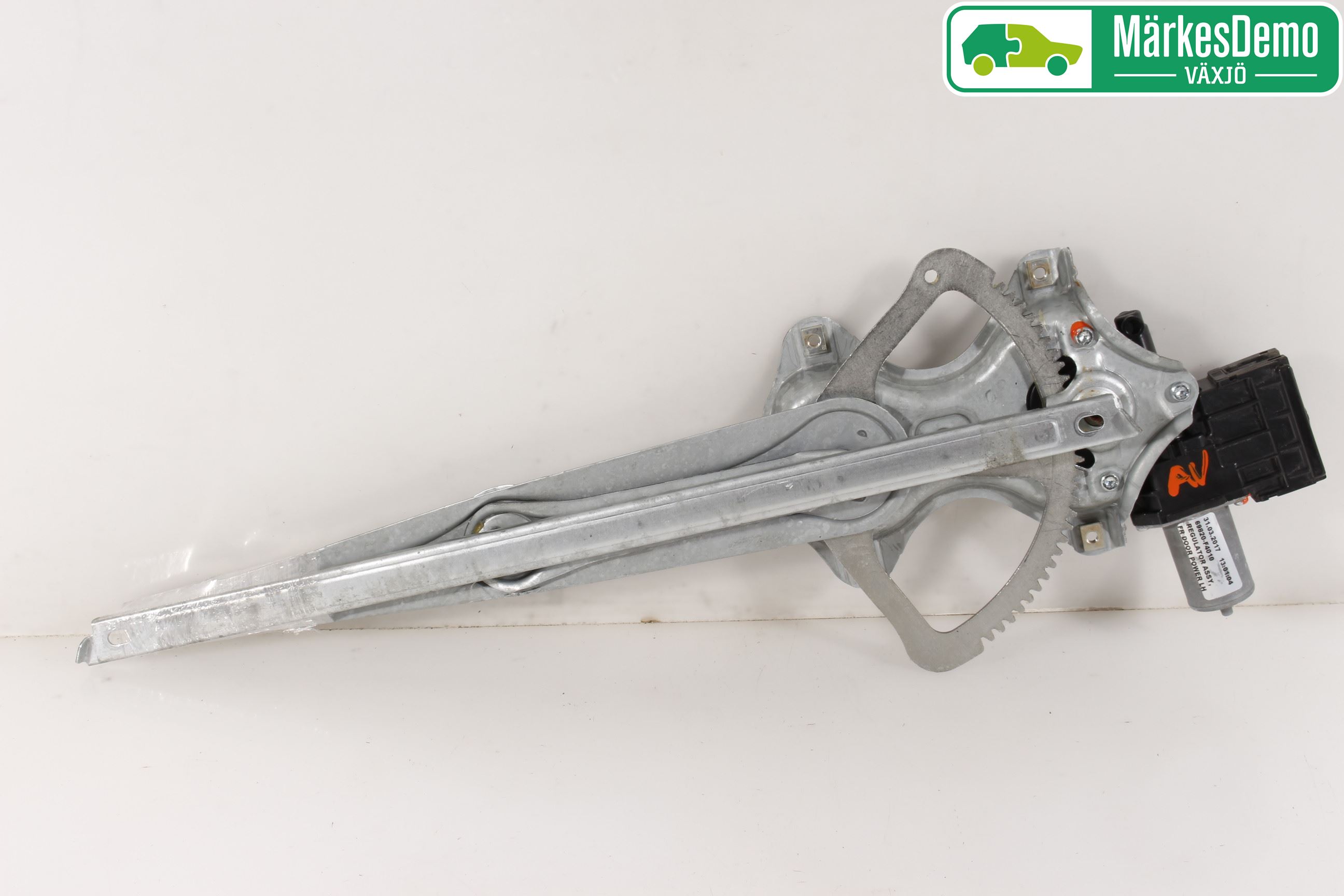 Toyota C-HR 16-23 Vindusheis El Komp