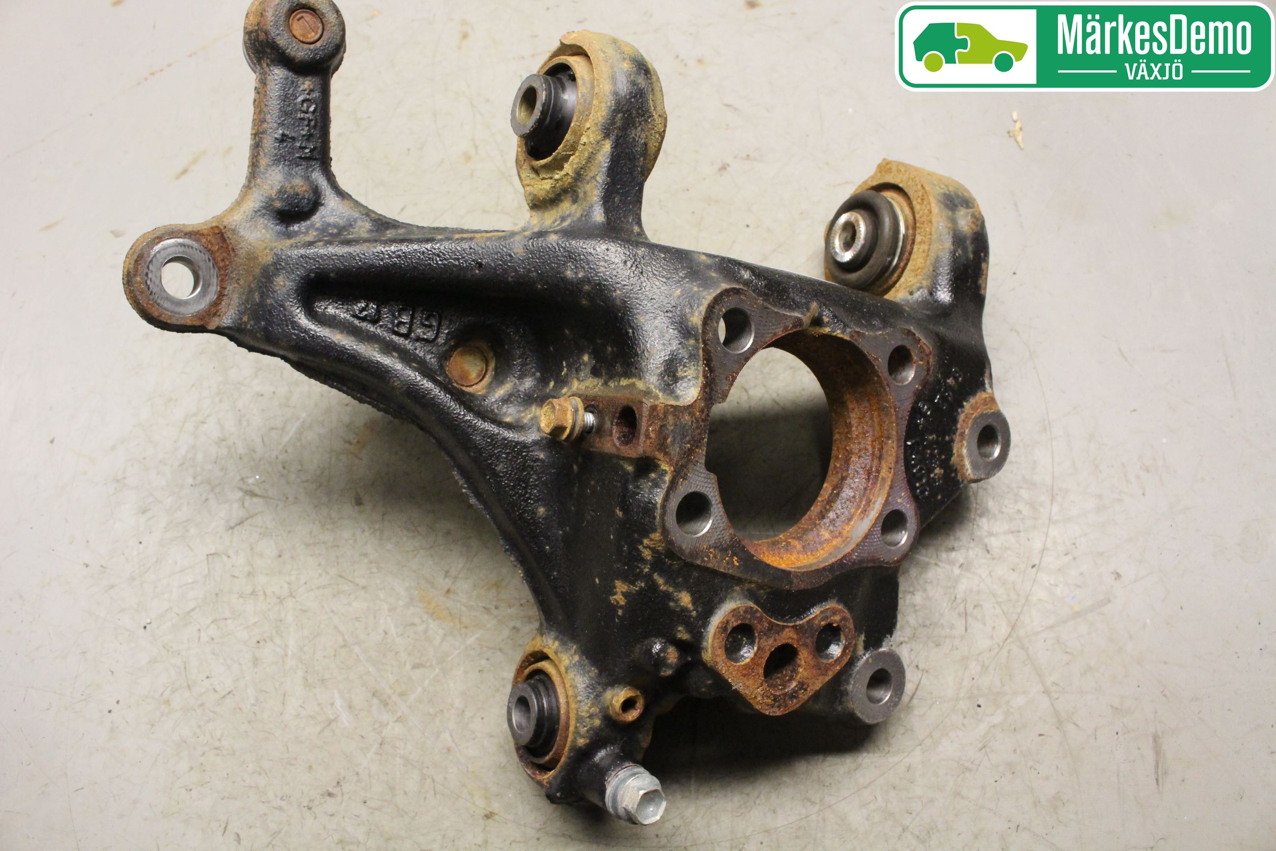 Toyota C-HR 16-23 Spindel Hb