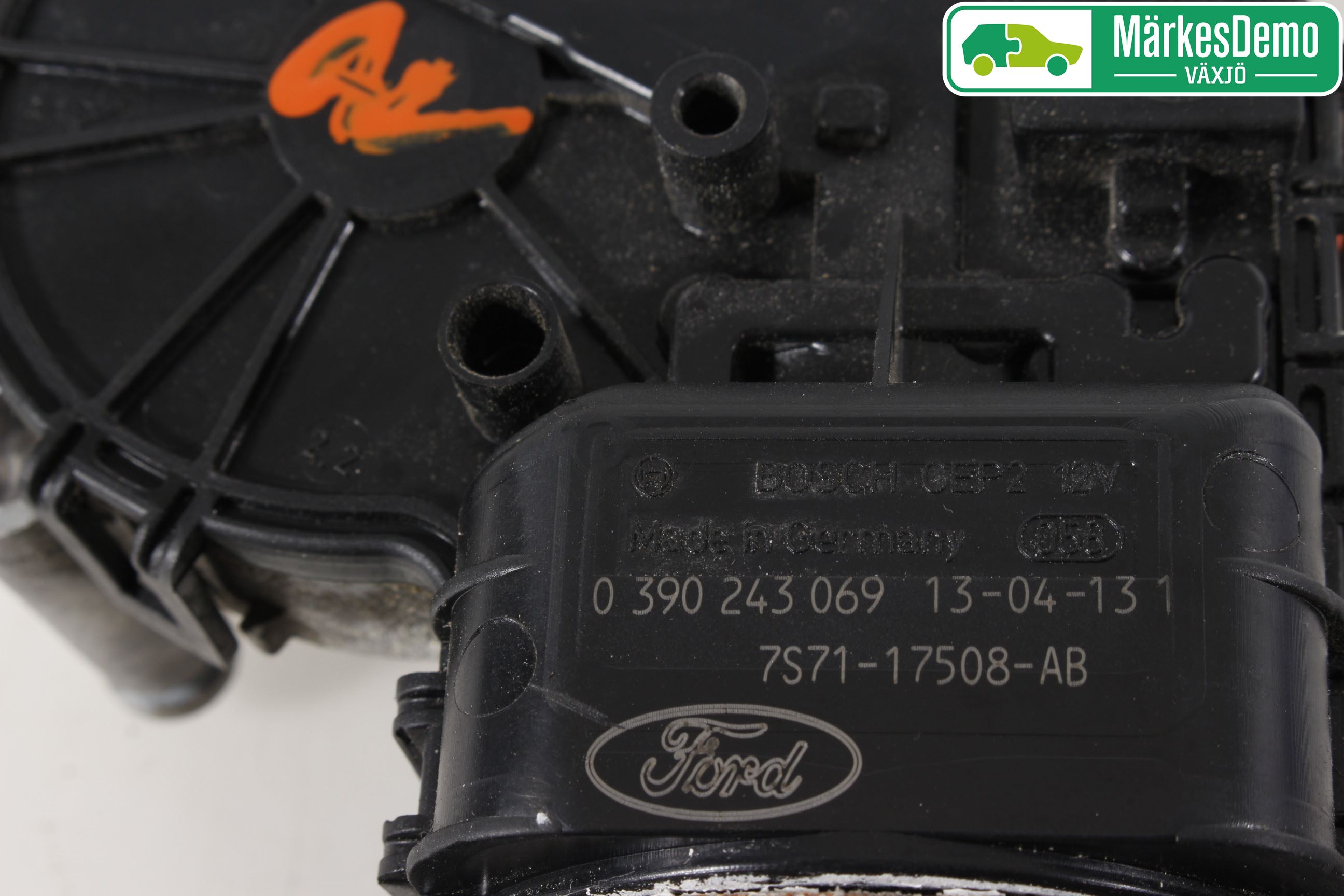 Ford MONDEO 07-15 Viskermotor Frontrute