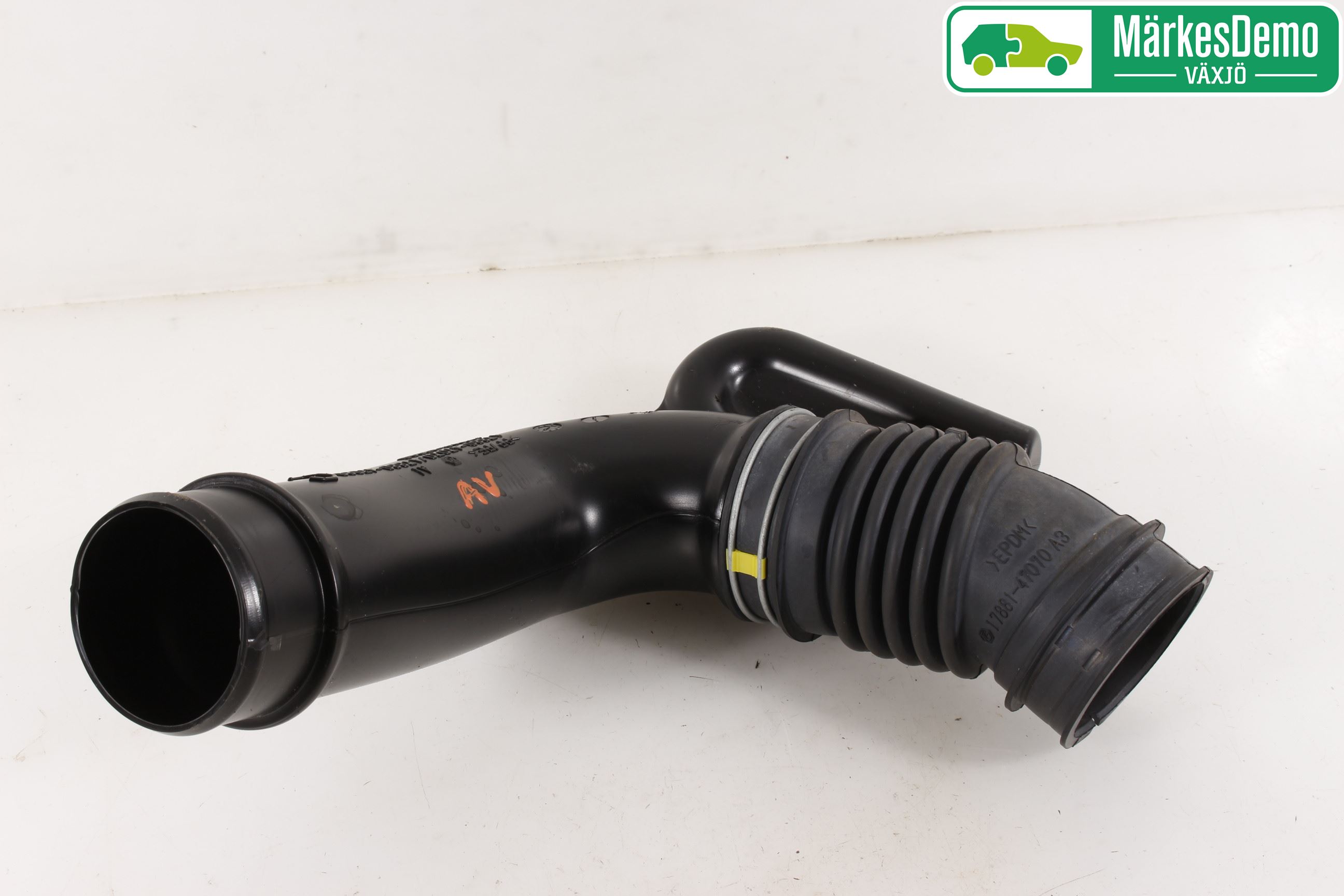 Toyota YARIS XP130 15-20 Luftfilter Boks
