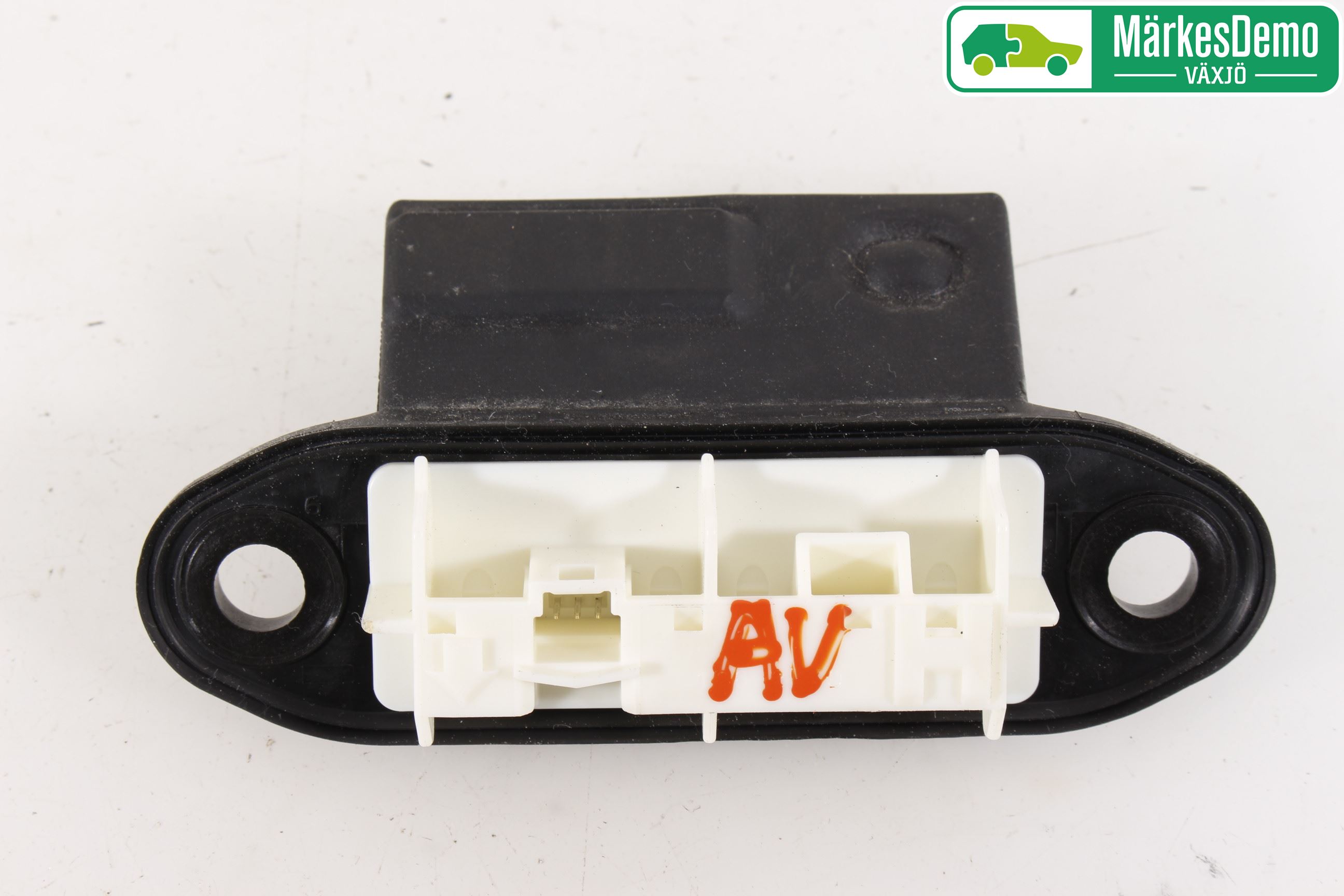 Toyota RAV4 13-18 Bakluke Handtak Ytre