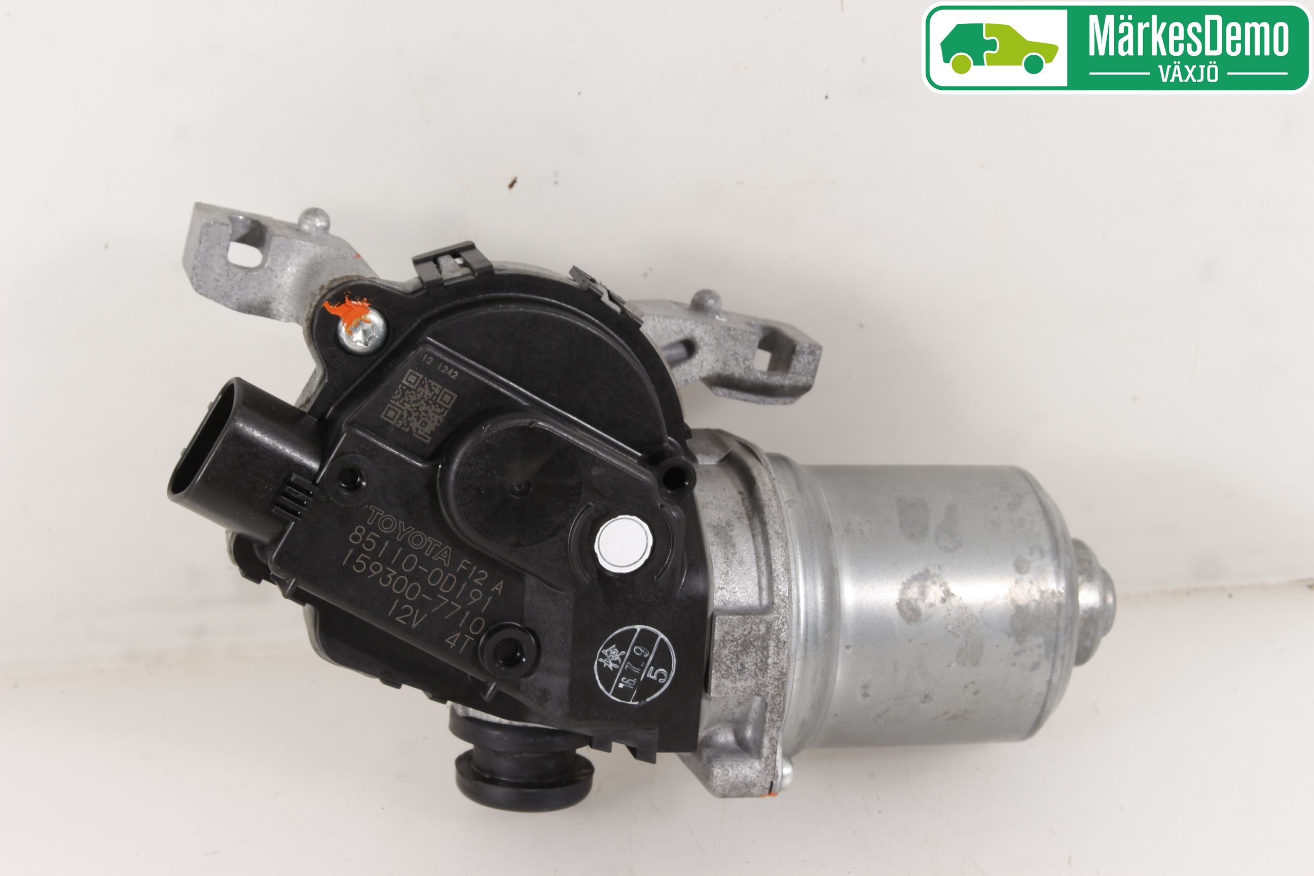 Toyota YARIS XP130 15-20 Viskermotor Frontrute