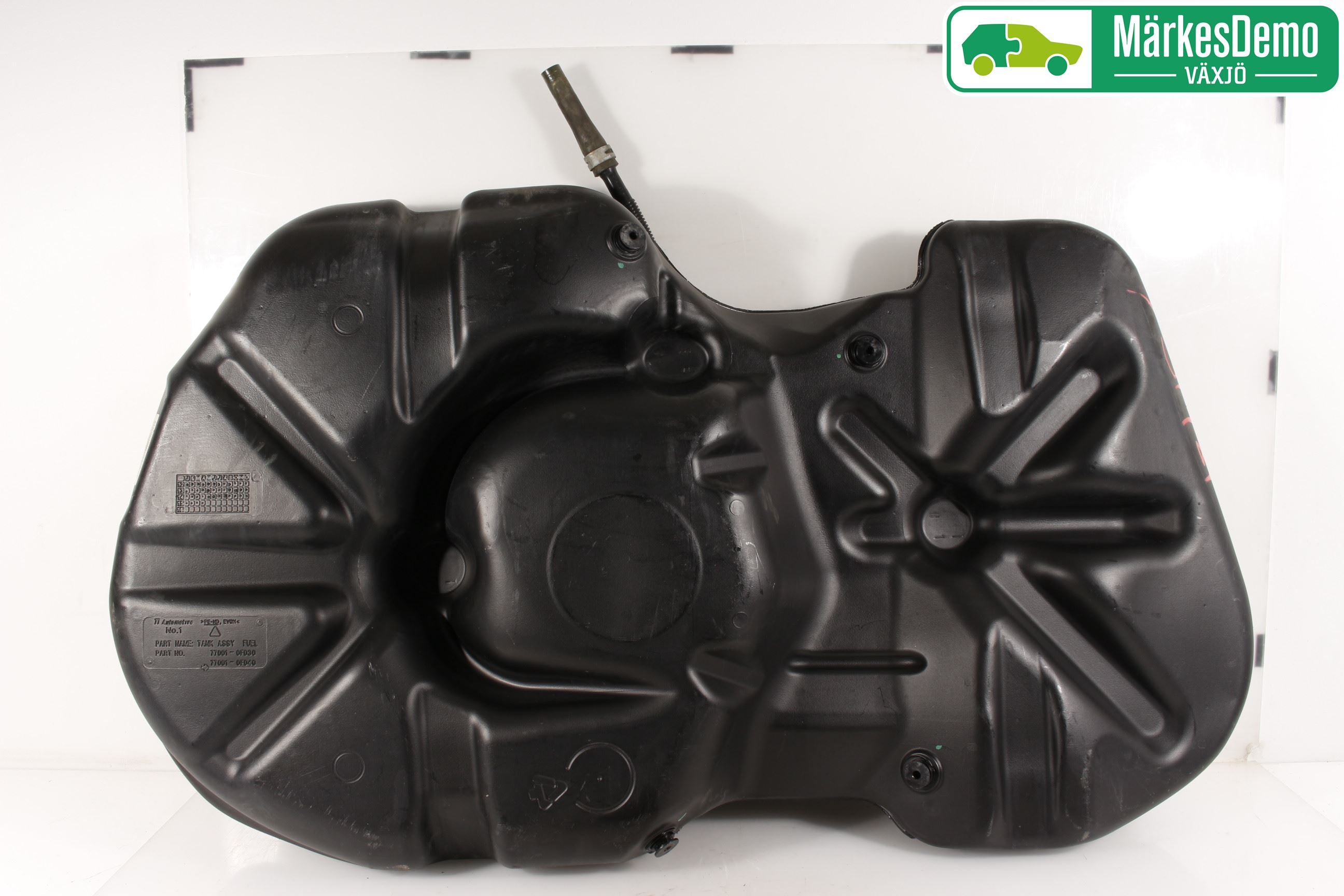 Toyota VERSO 09-18 Drivstofftank Diesel