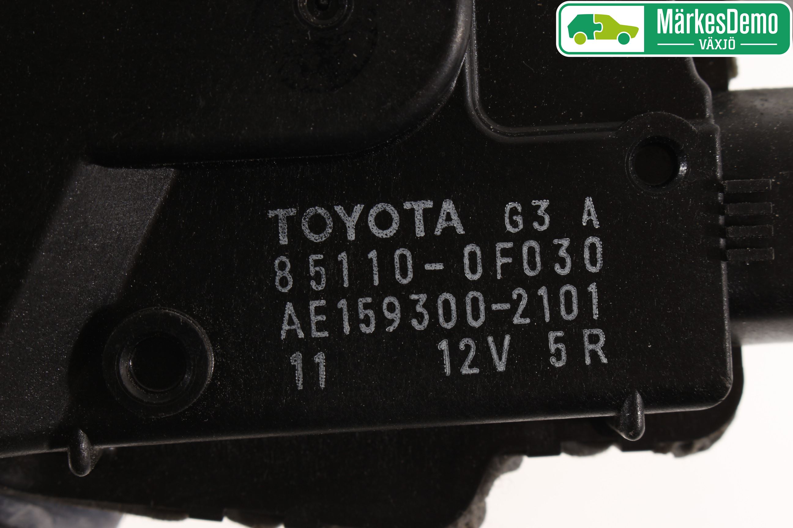 Toyota VERSO 09-18 Viskermotor Frontrute