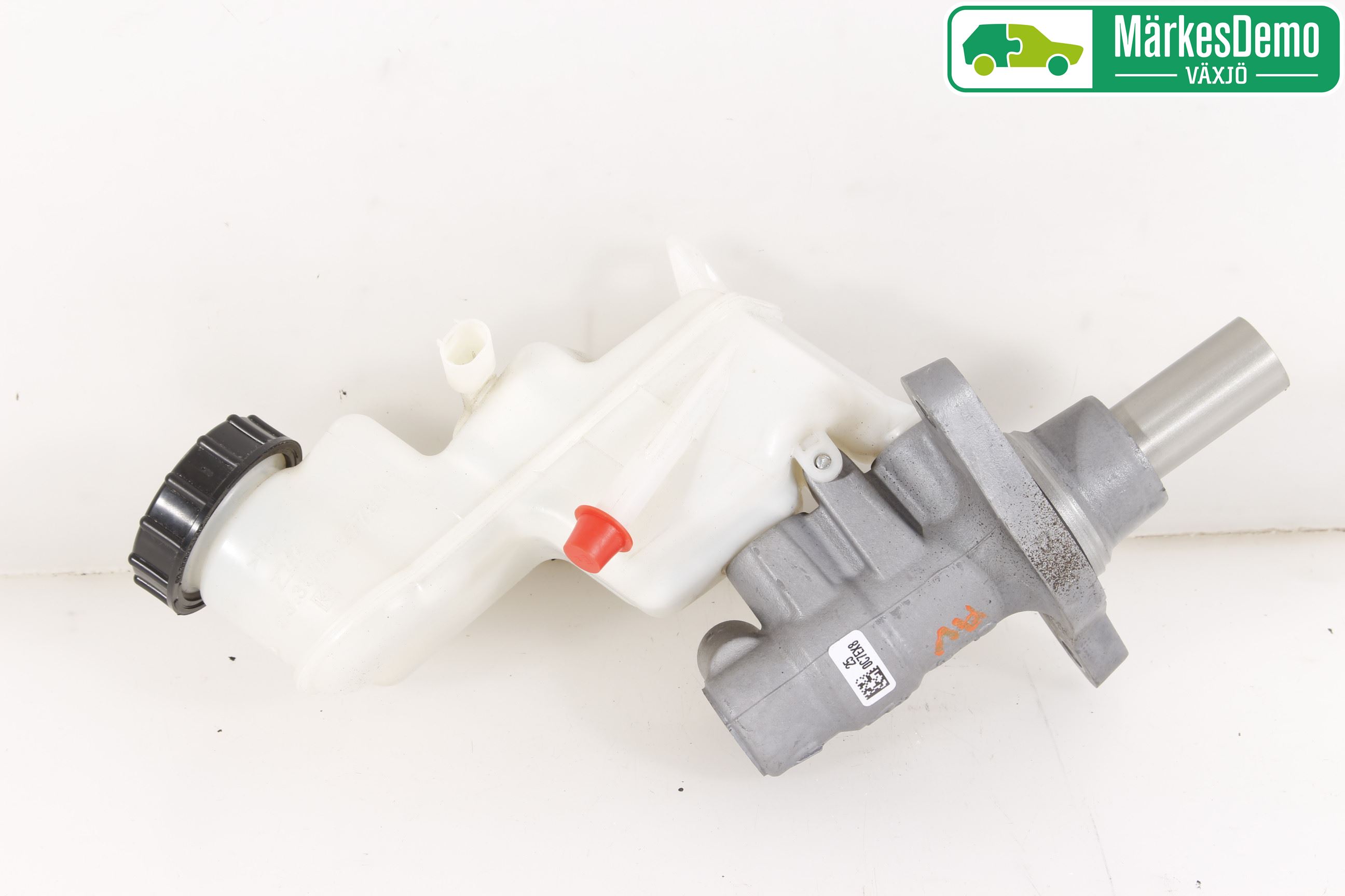 Toyota YARIS XP130 12-14 Brems Hovedsylinder