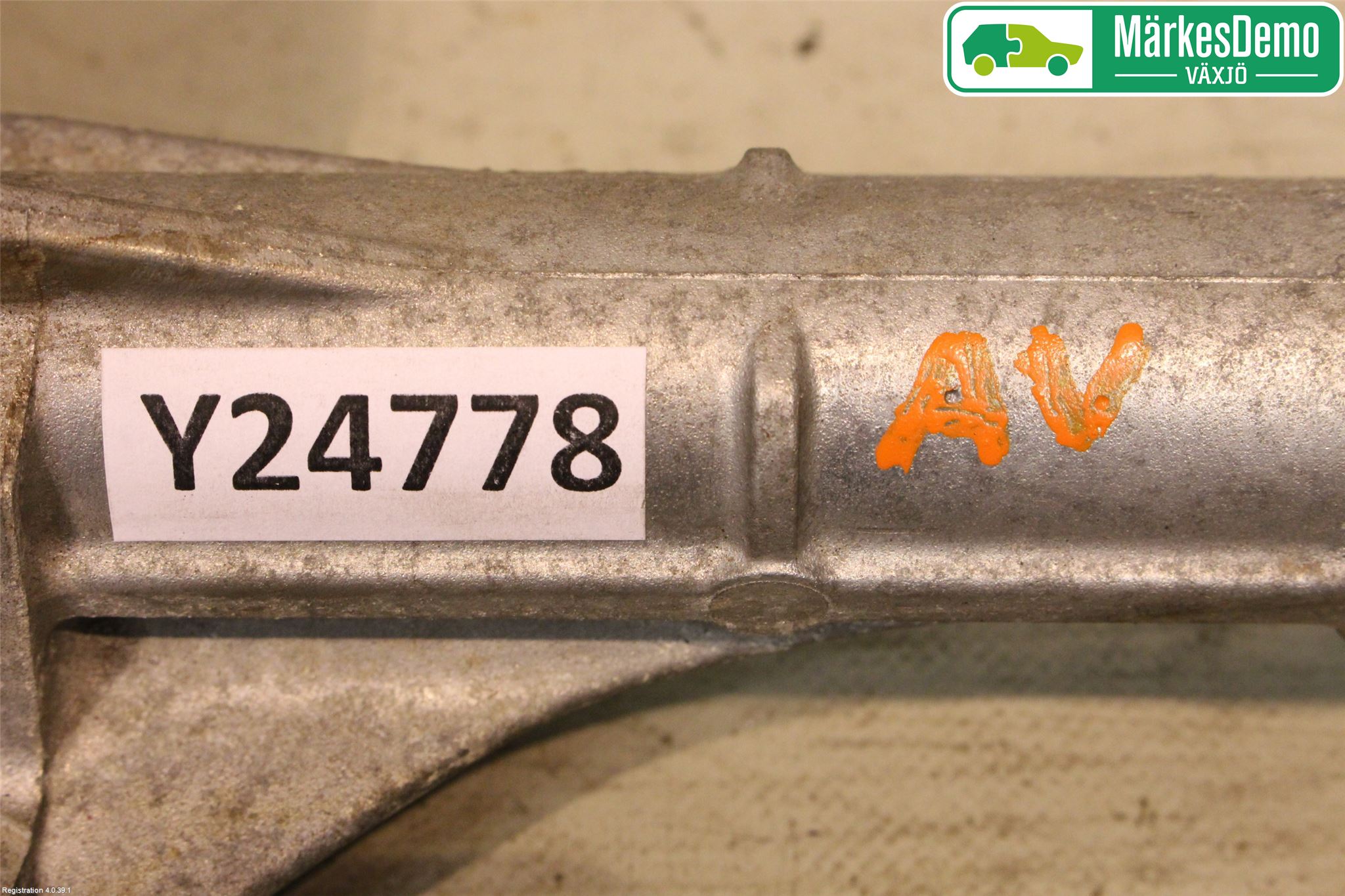 Mitsubishi OUTLANDER 13-21 Servo Snekke - Tannstang