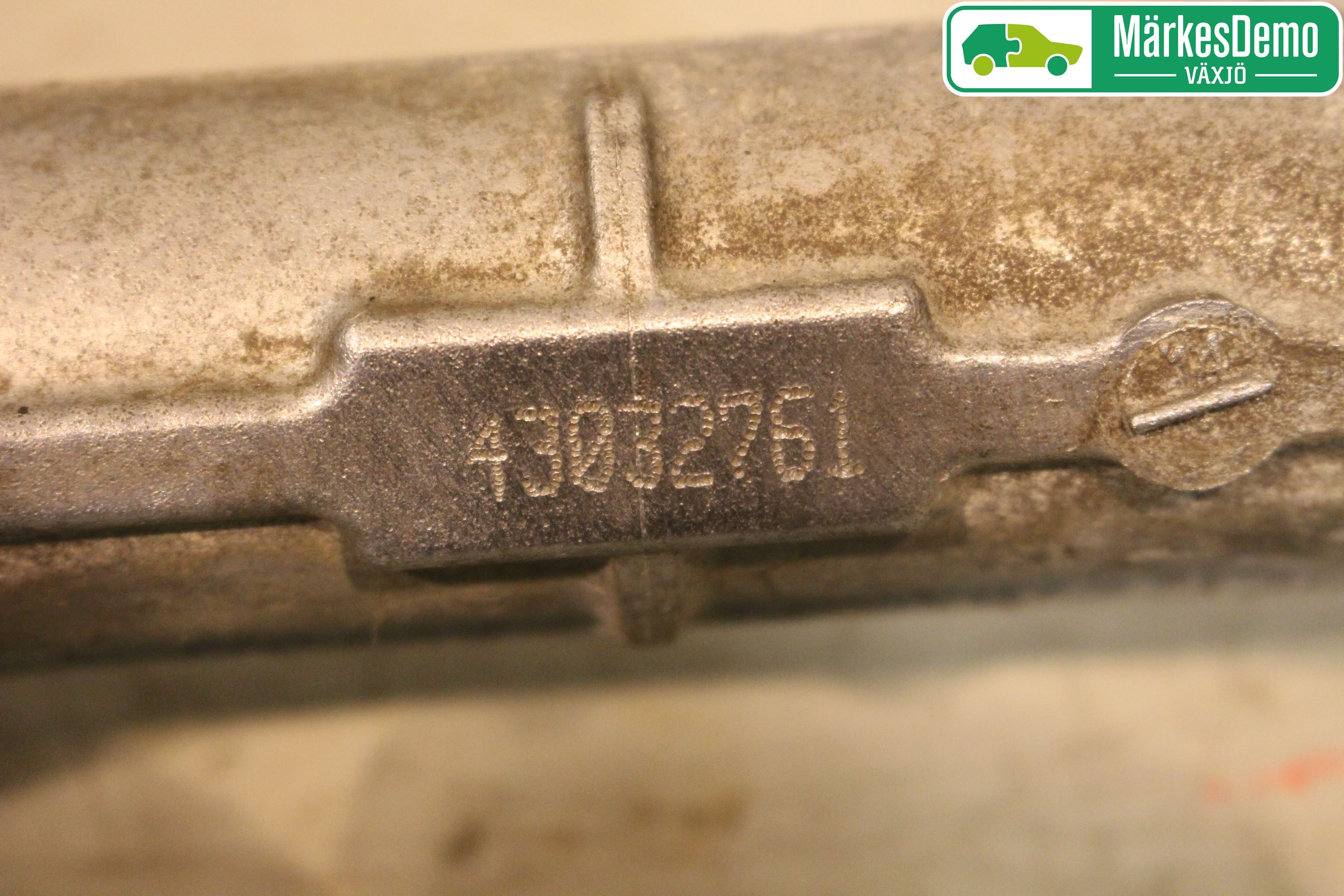 Mitsubishi OUTLANDER 13-21 Servo Snekke - Tannstang