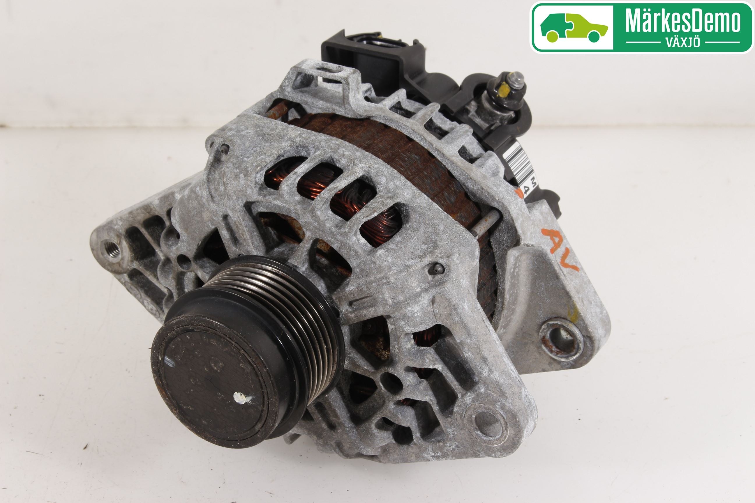 Hyundai i30 GD 13-17 Dynamo