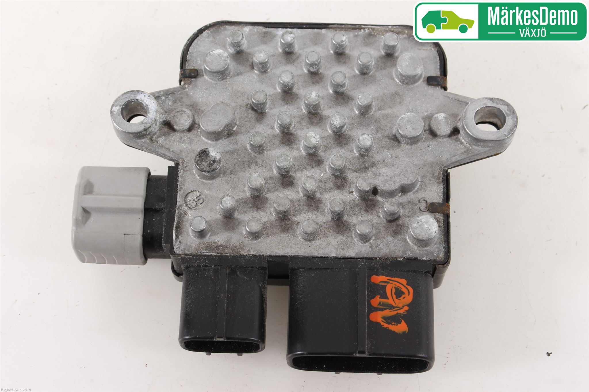 Mitsubishi OUTLANDER 13-21 Varmeapparat Viftemotstand
