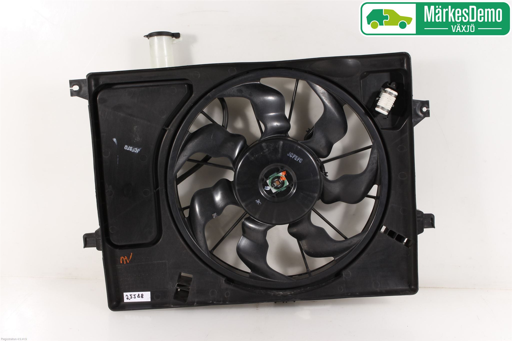 Hyundai i30 GD 13-17 Kjølevifte-Radiator Hus-Kåpe