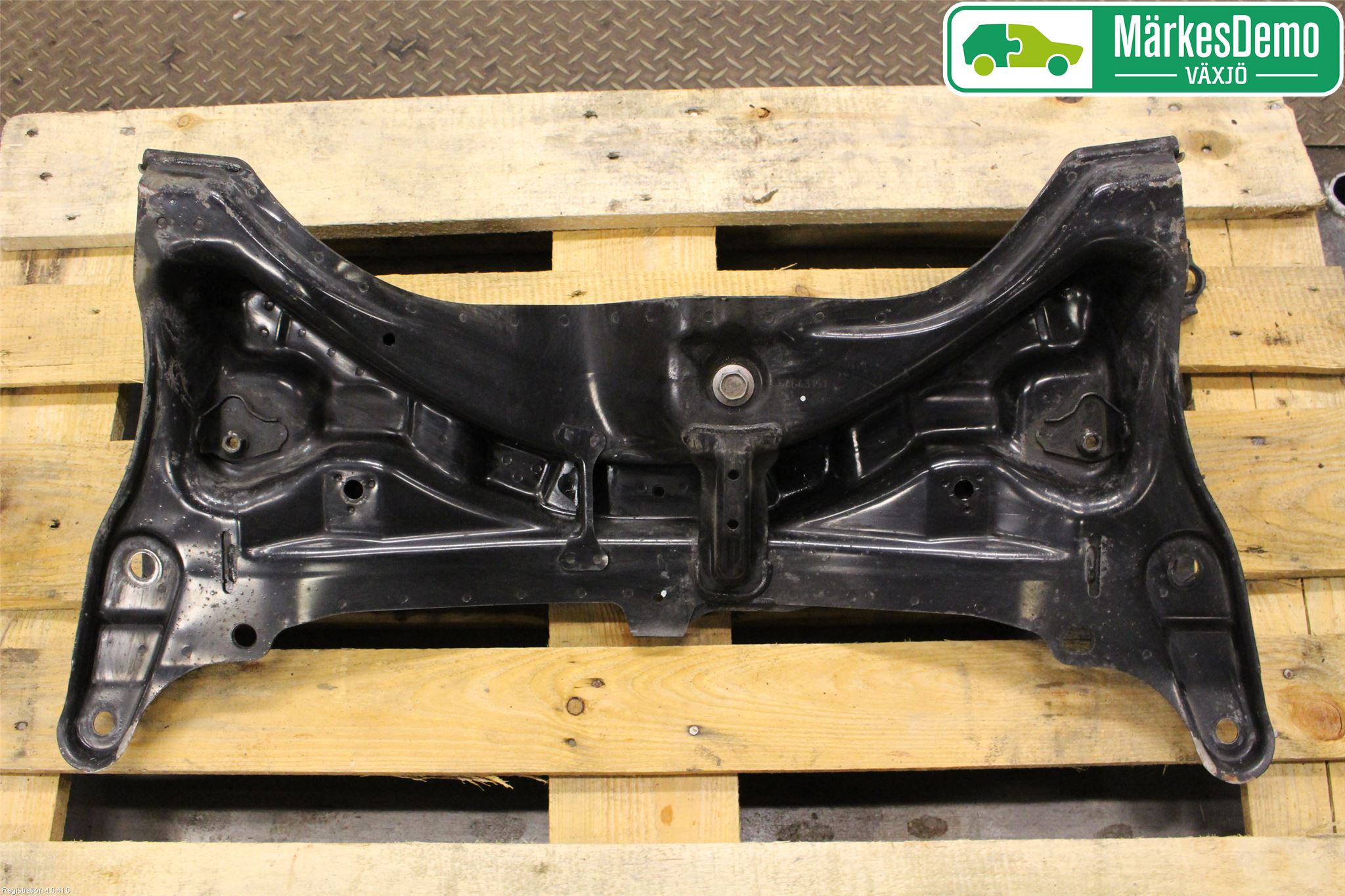 Toyota AYGO 15-21 Forstillingsbjelke(Tvergående)