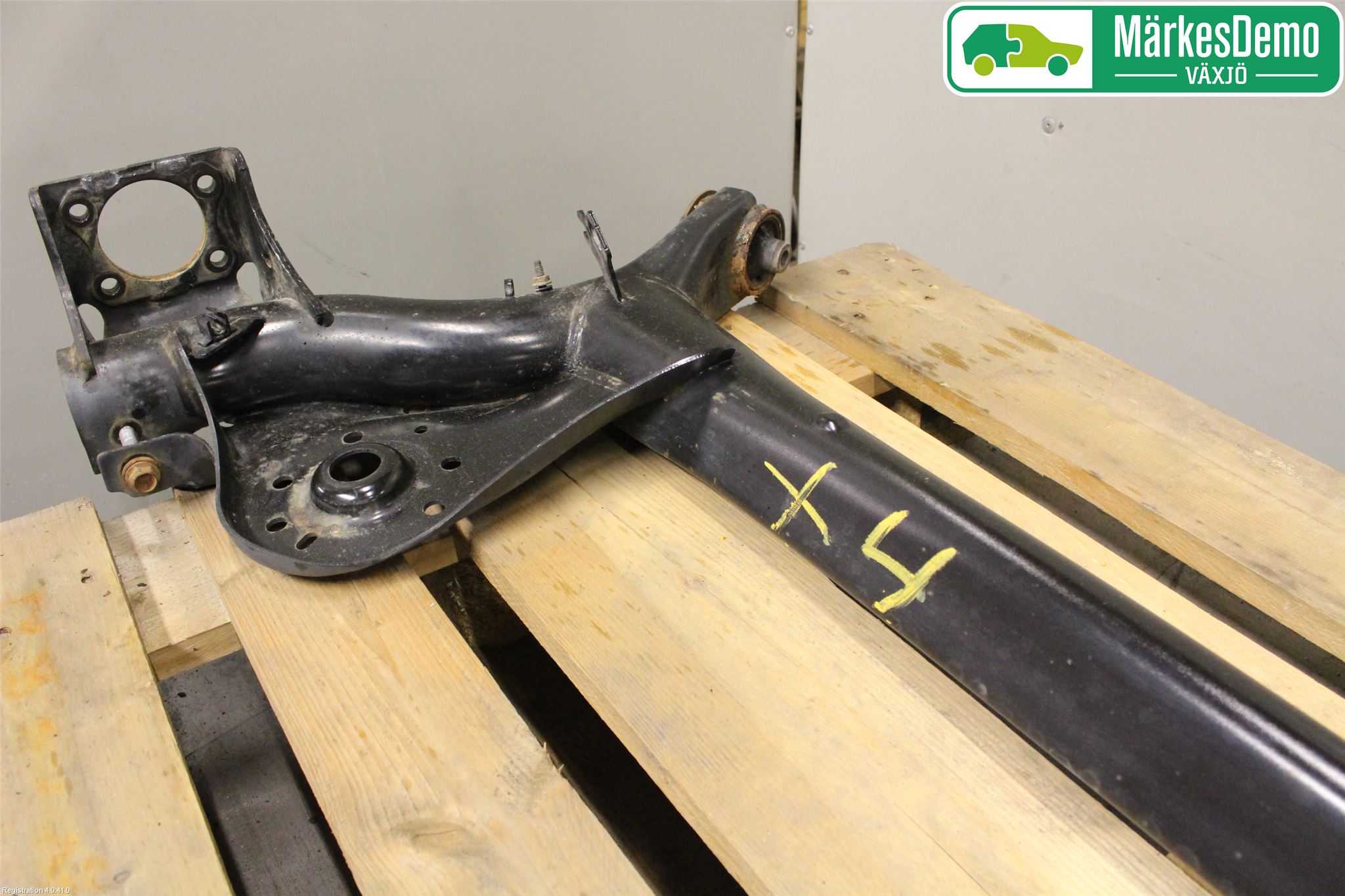Toyota AYGO 15-21 Bakaksel Feste Travers-Ramme
