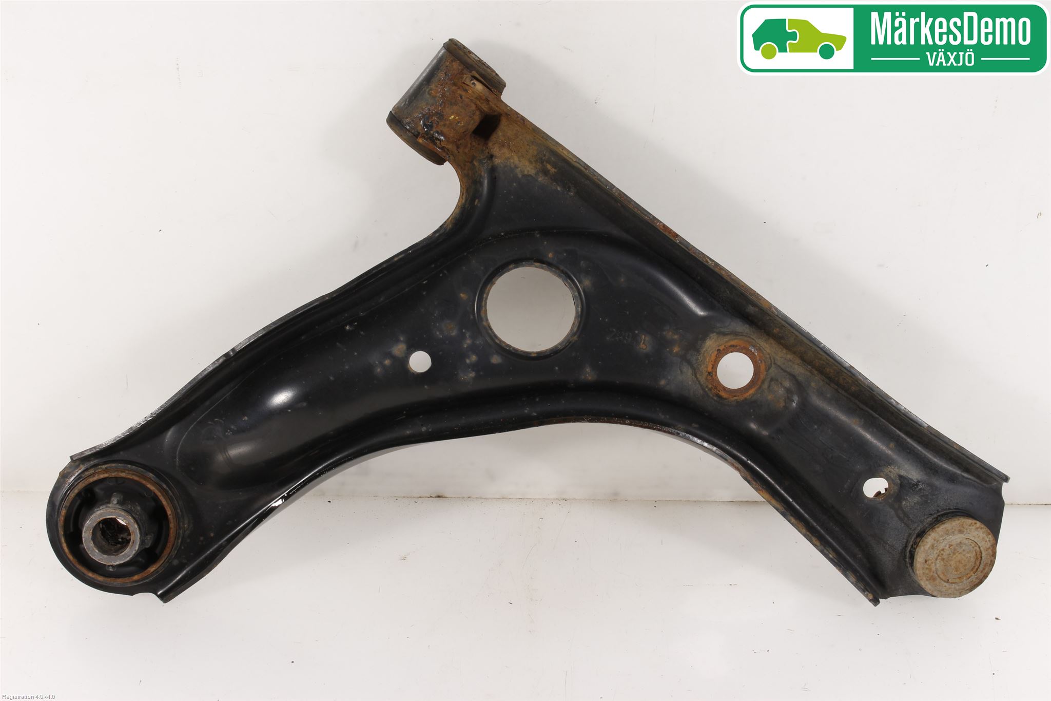 Toyota AYGO 15-21 Bærearm Foran Venstre Nedre