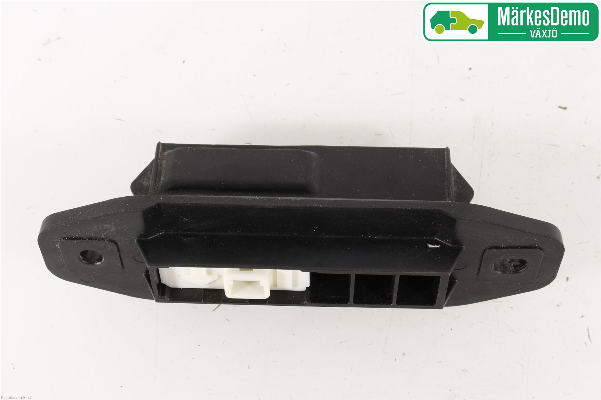 Toyota YARIS XP130 15-20 Bakluke Handtak Ytre