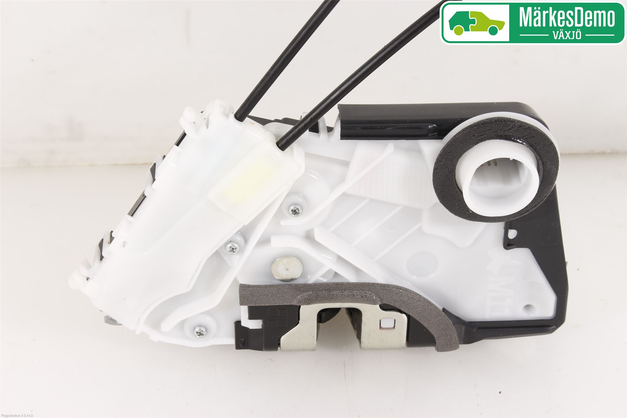 Toyota YARIS XP130 15-20 Dørlås - Låsekasse