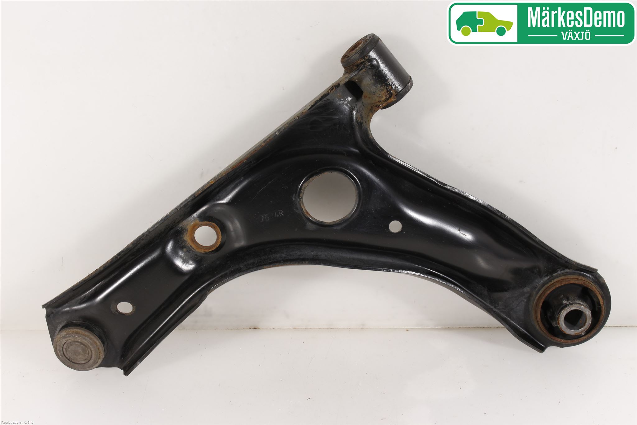 Toyota AYGO 15-21 Bærearm Foran Høyre Nedre