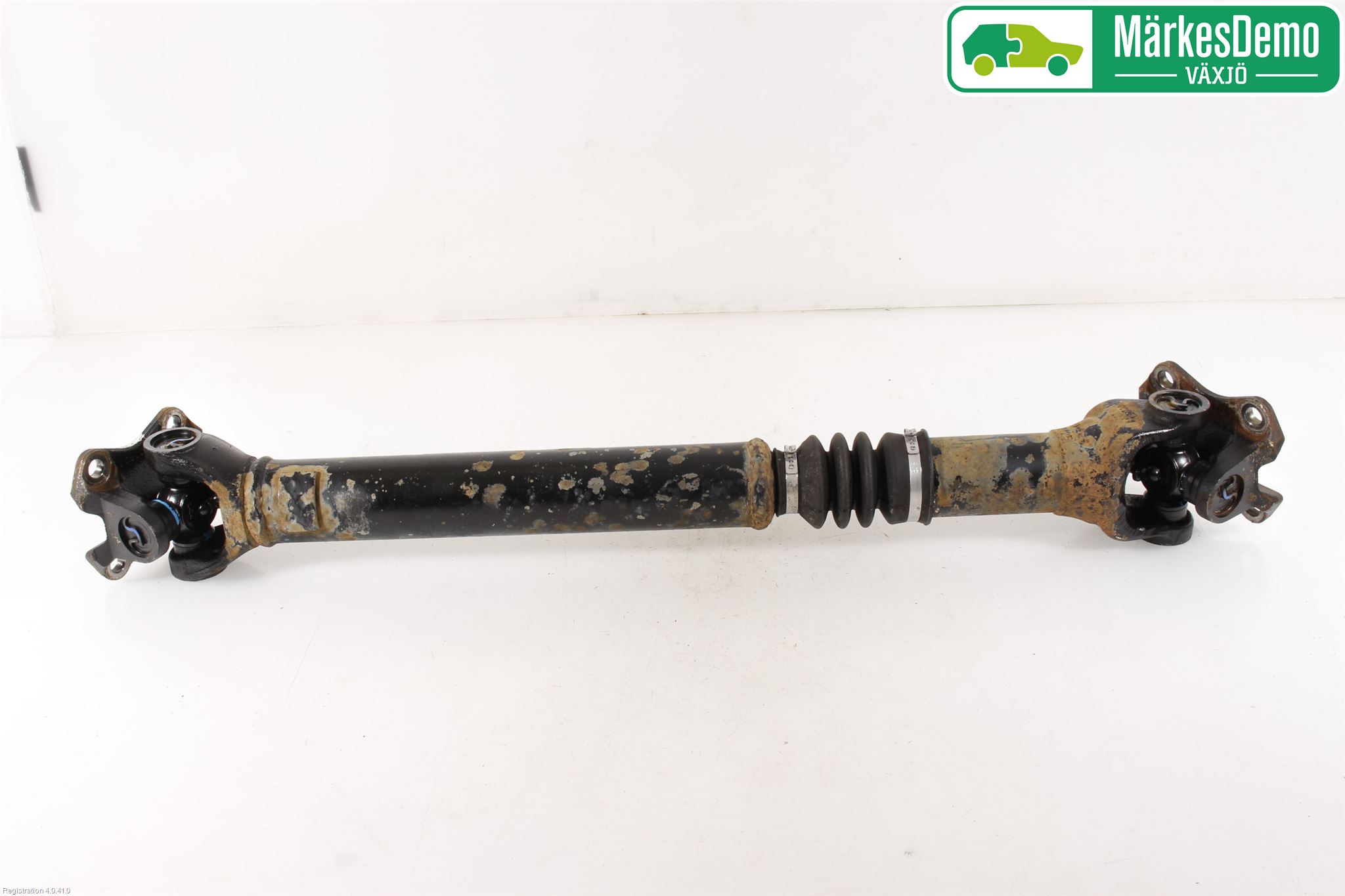 Toyota HILUX 05-16 Mellomaksel Fremre 4Wd
