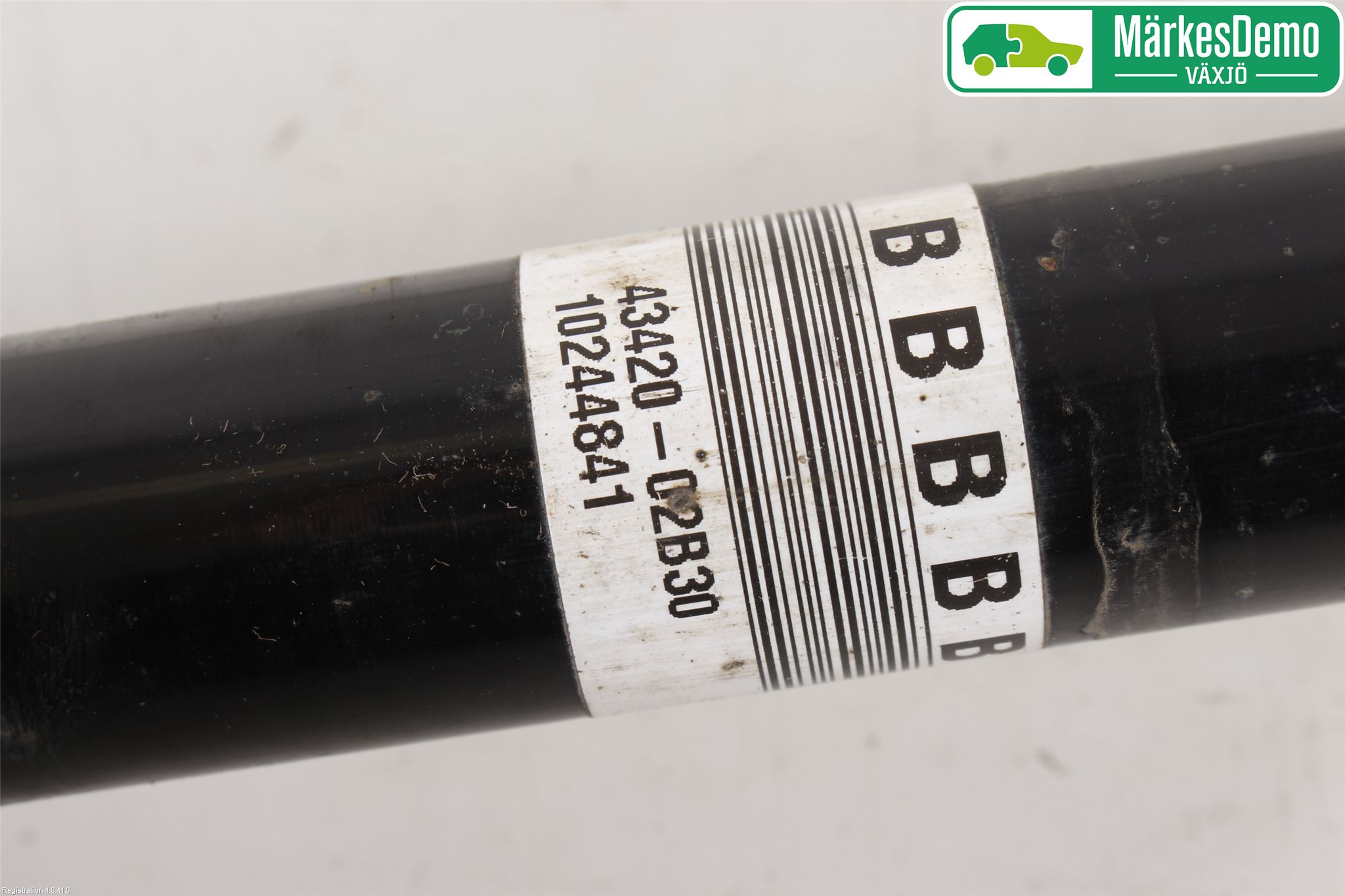 Toyota AURIS 13-19 Drivaksel Foran Kompl Venstre