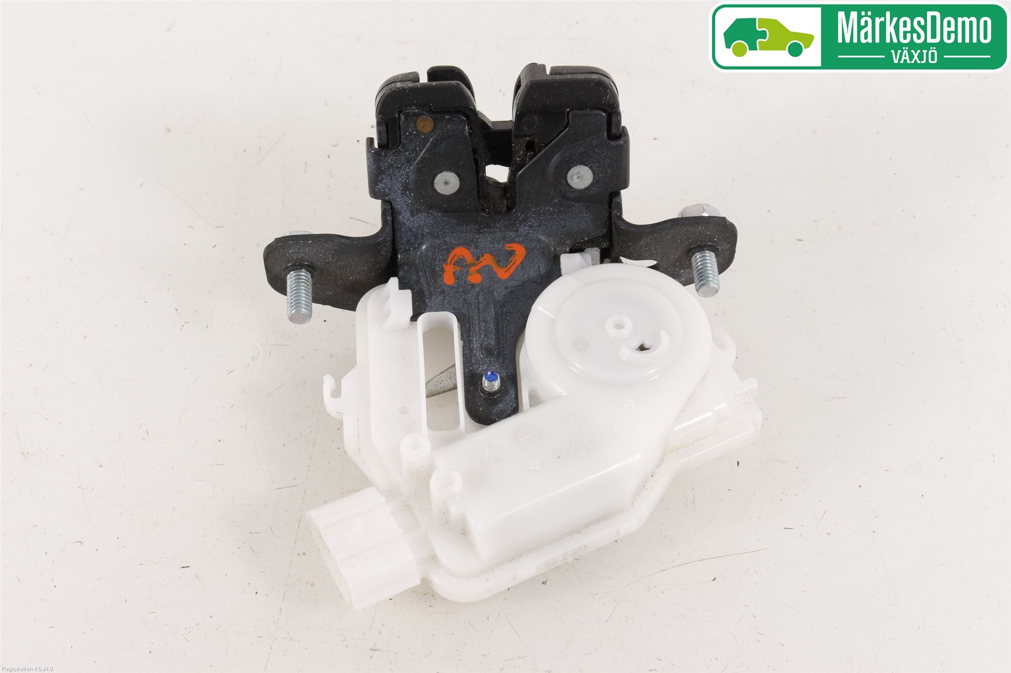 Toyota AURIS 13-19 Bakluke-Lokk Låsekasse