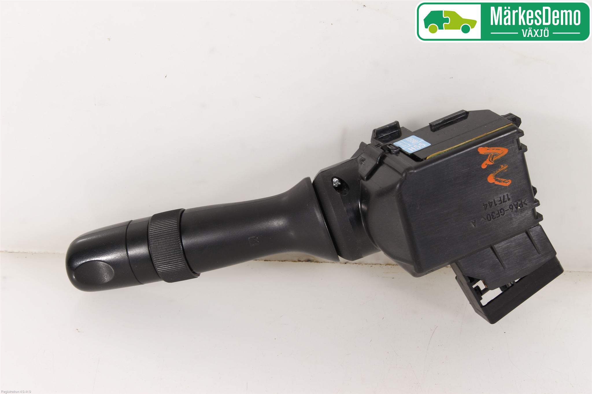 Toyota VERSO 09-18 Bryter Ratt Visker - Spyler