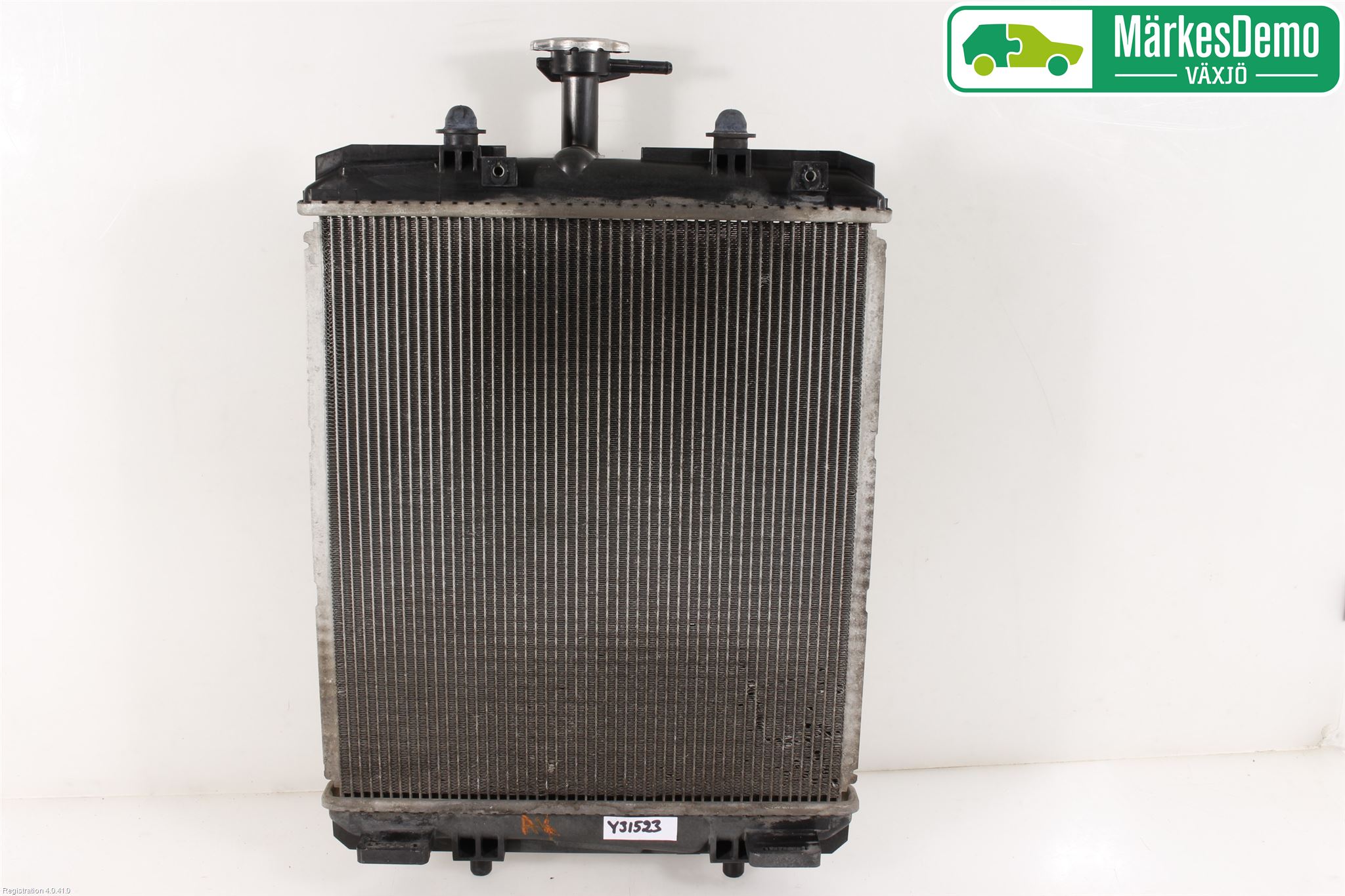 Toyota AYGO 06-14 Radiator Automat
